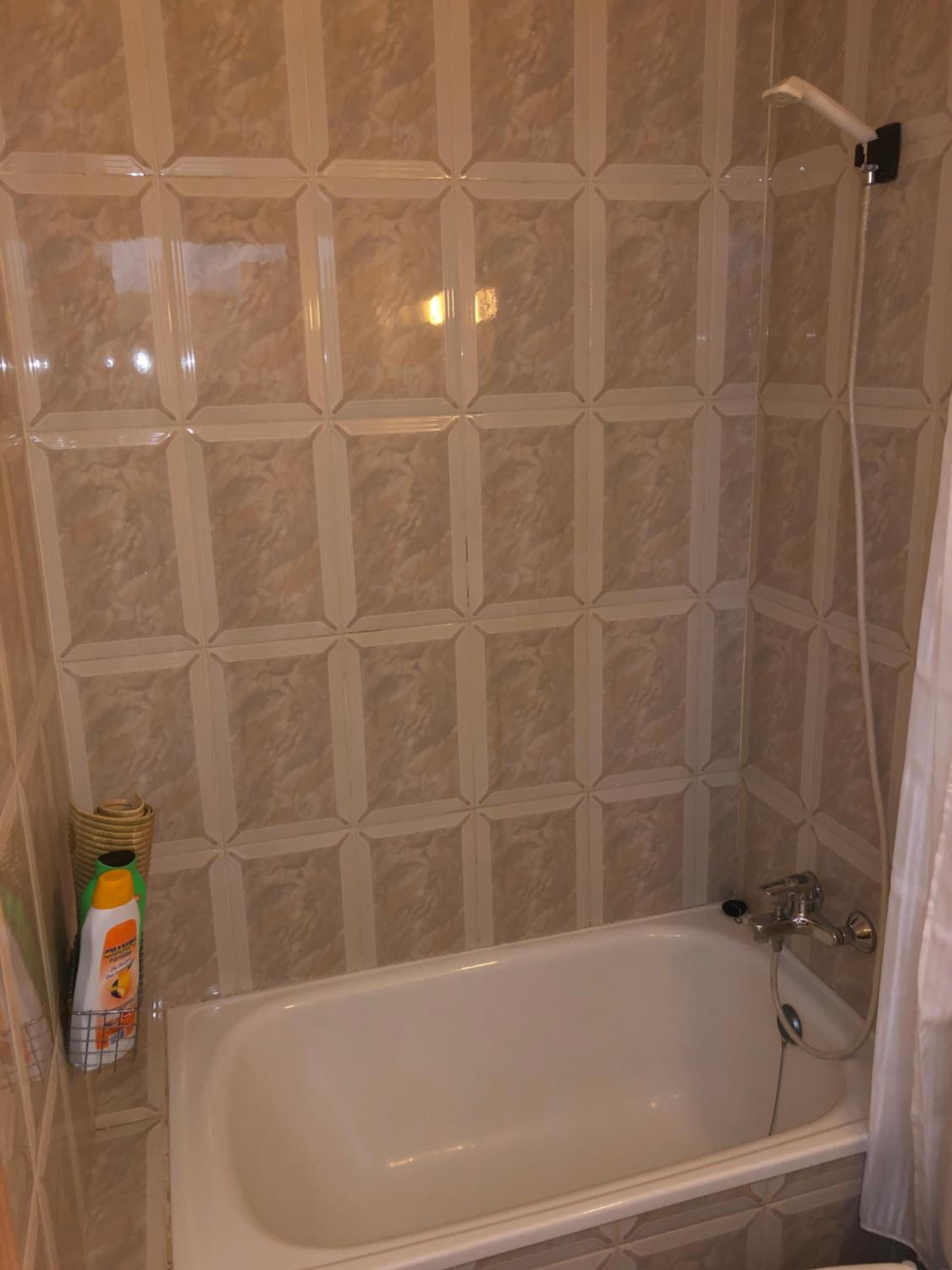 Queen Room - Photo 17