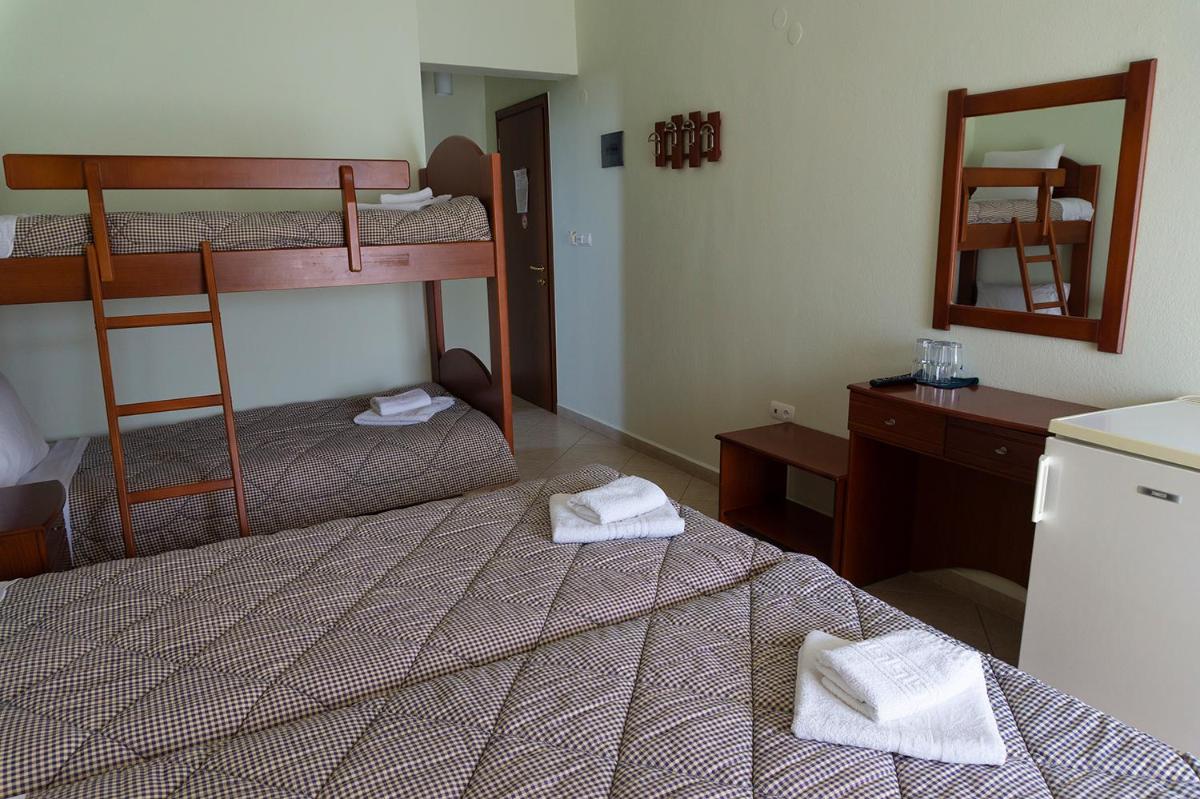 Quadruple Room photo 3