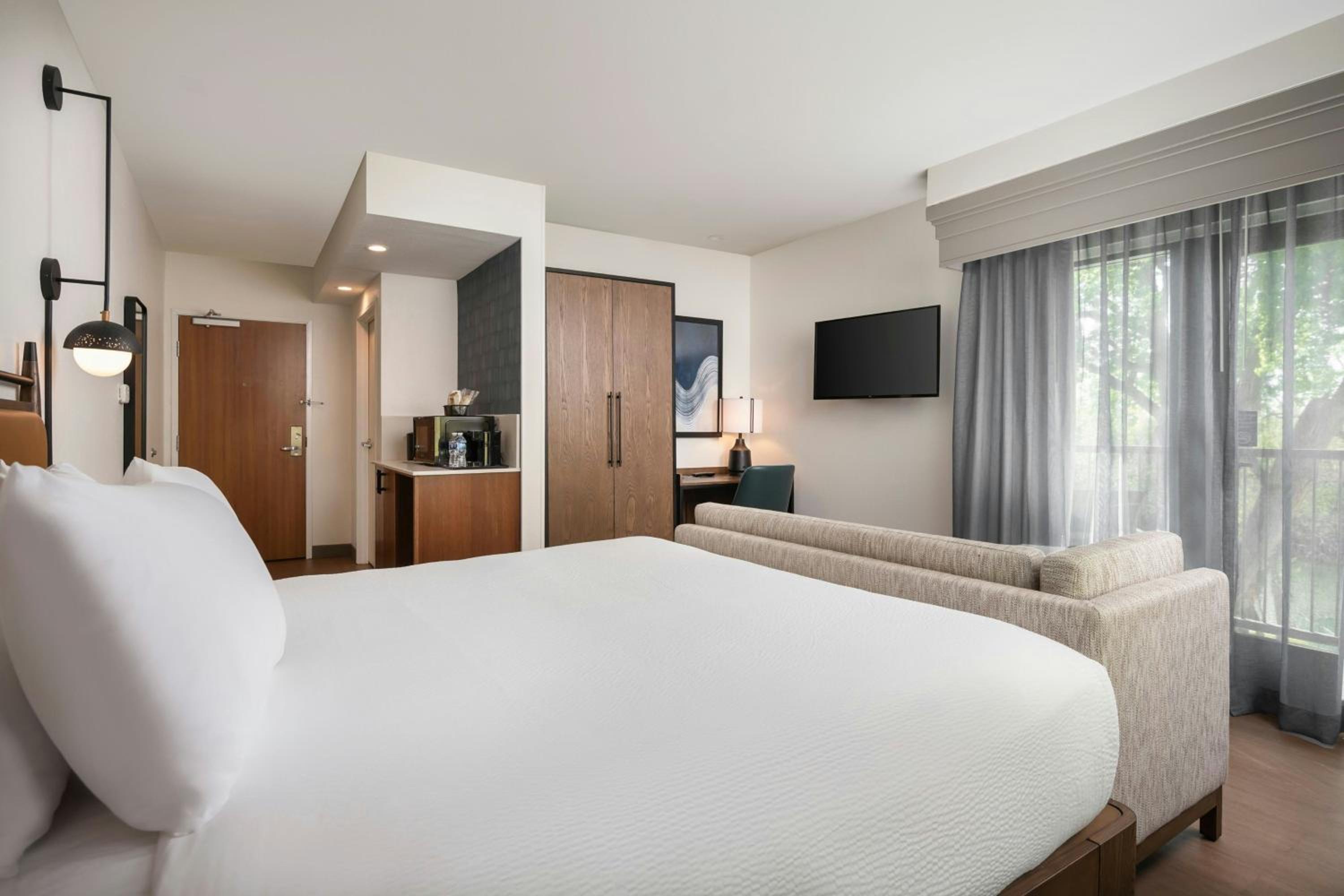 King Room with Panoramic View