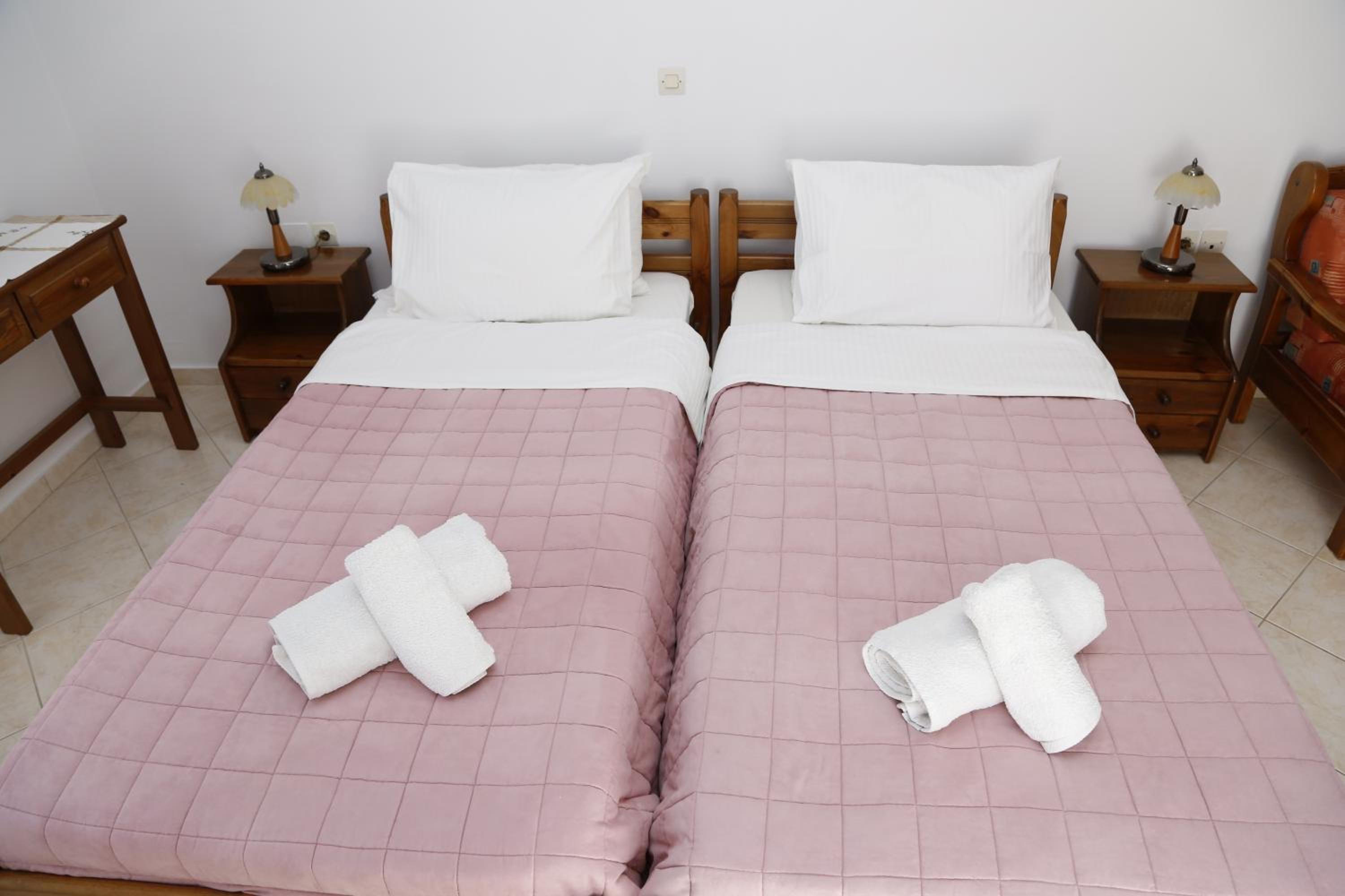 Superior Twin Room photo 3