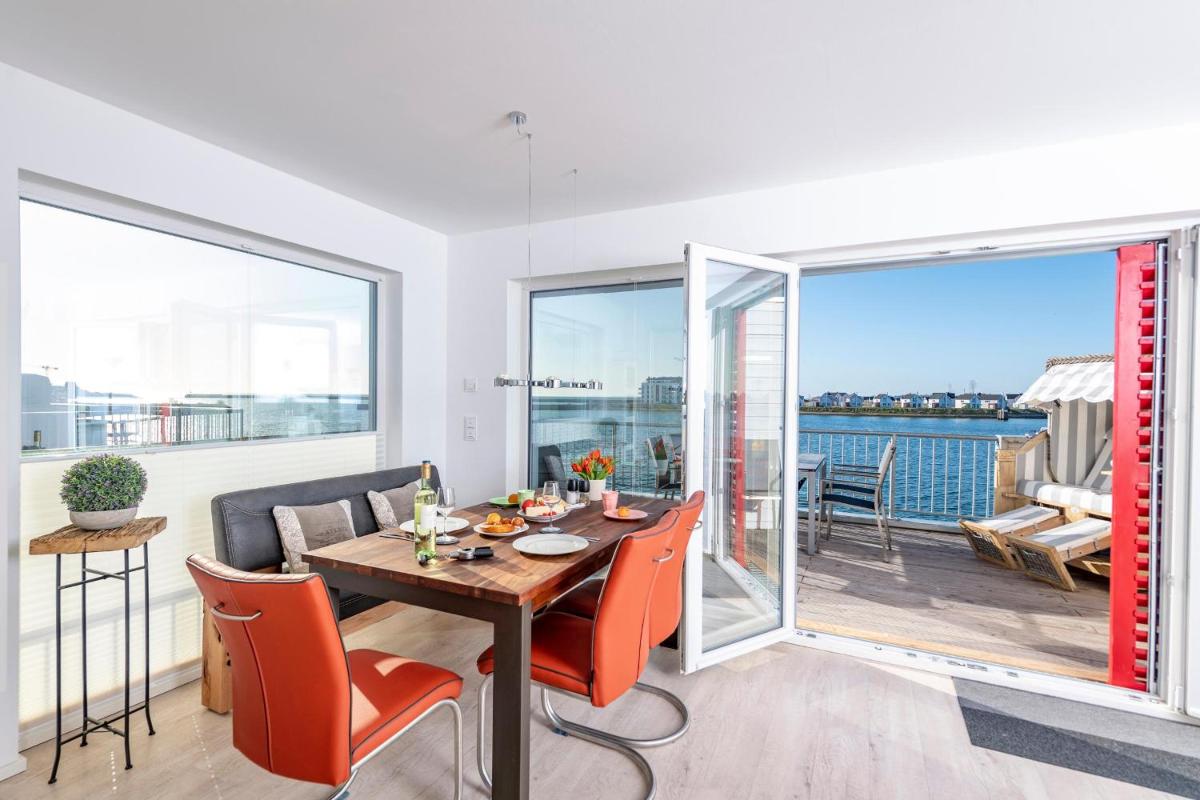 Apartment with Sea View photo 1