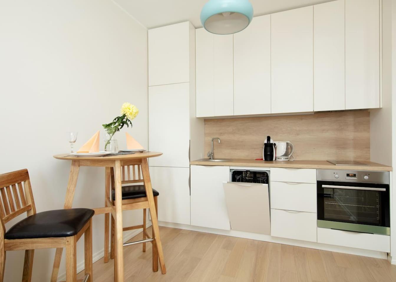 One-Bedroom Apartment - Photo 24
