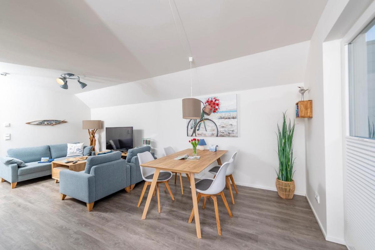 Apartment with Sea View photo 1
