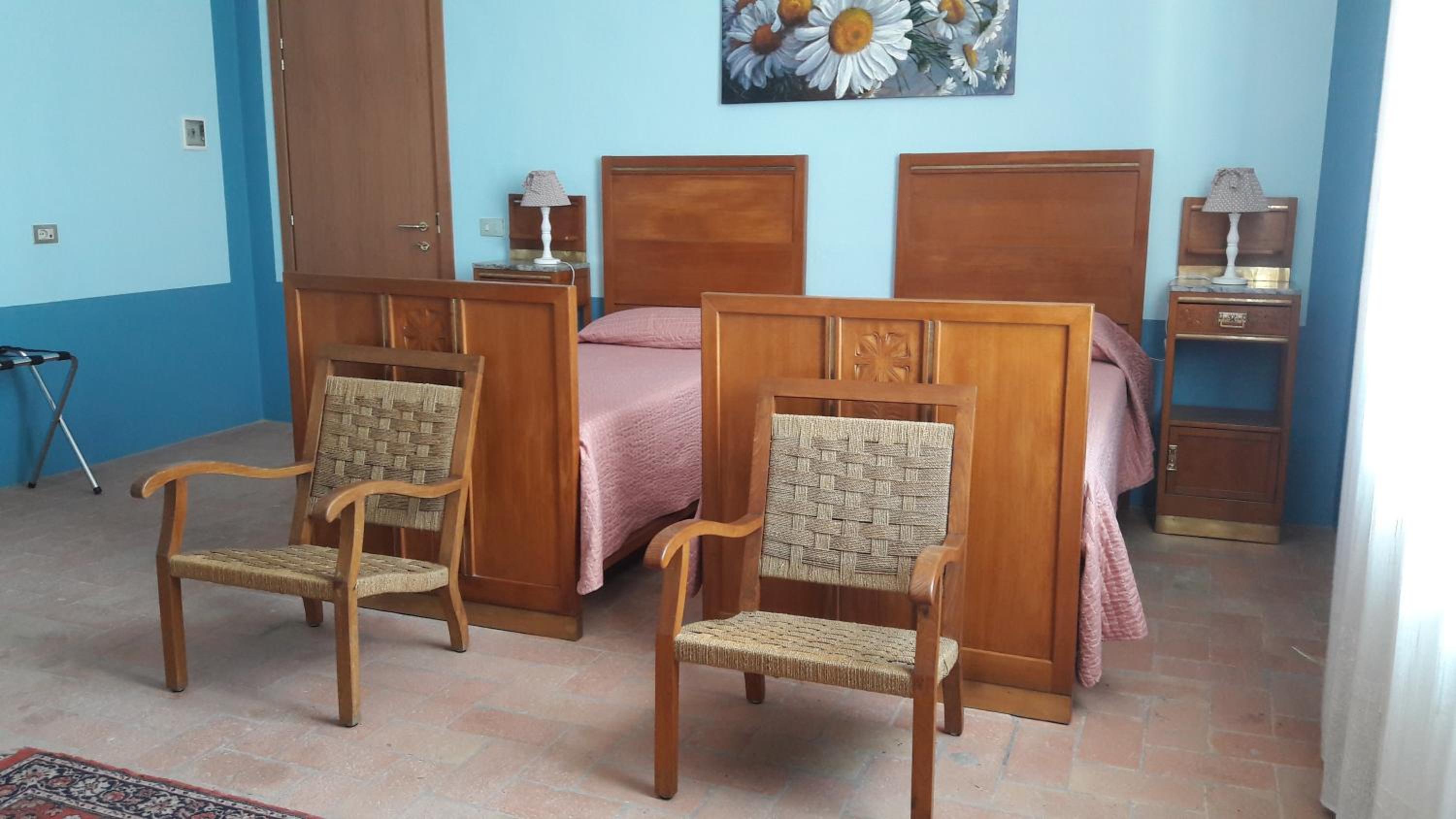 Deluxe Double or Twin Room photo 1
