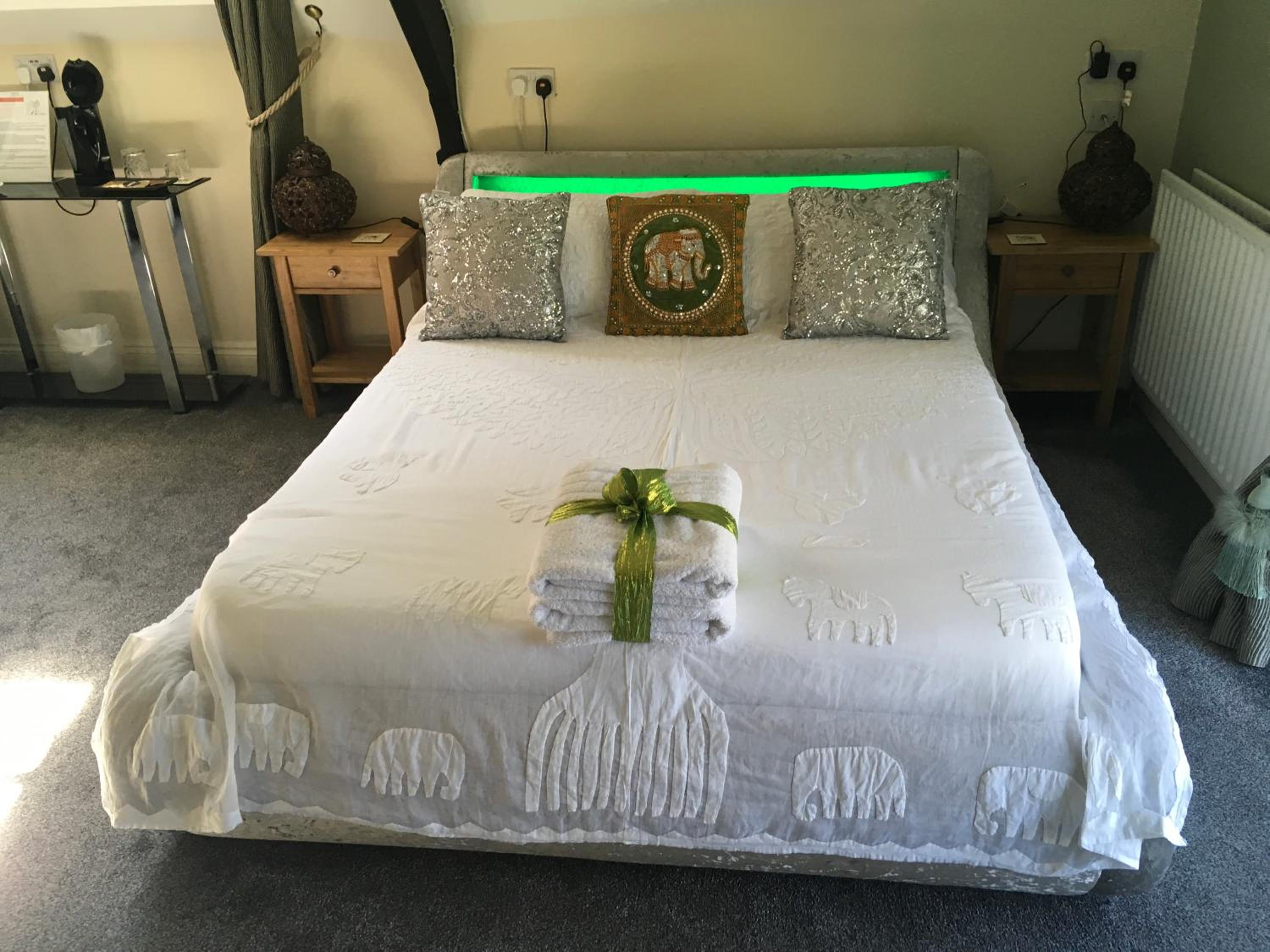 Superior King Room photo 1