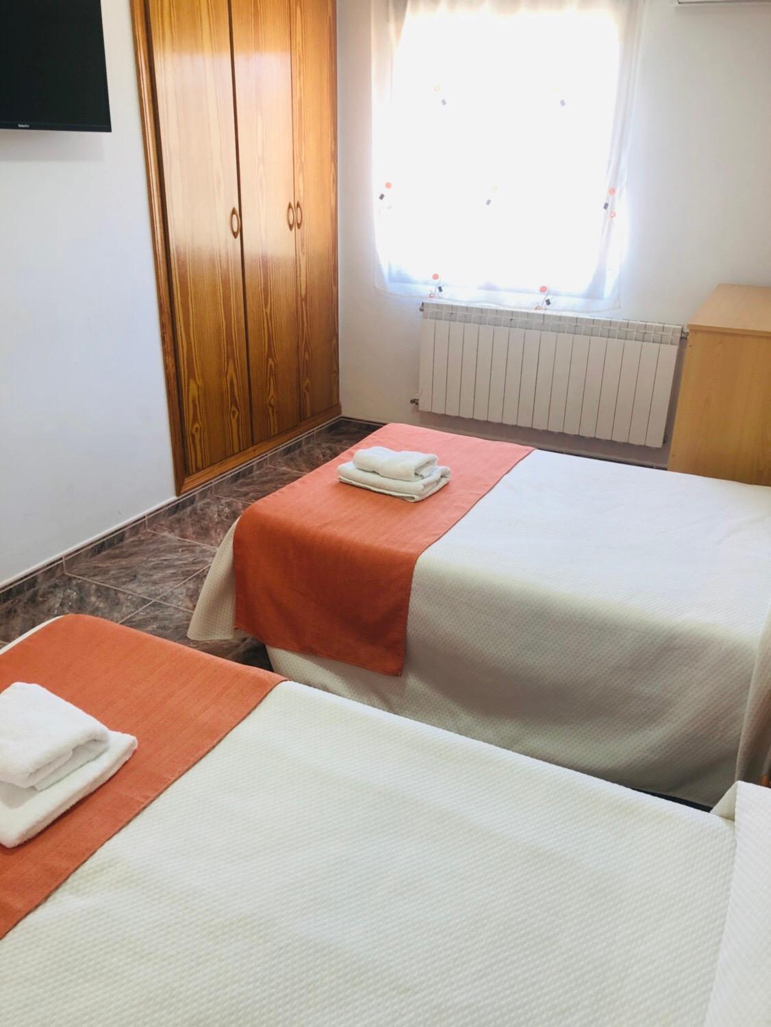 Triple Room - Photo 12