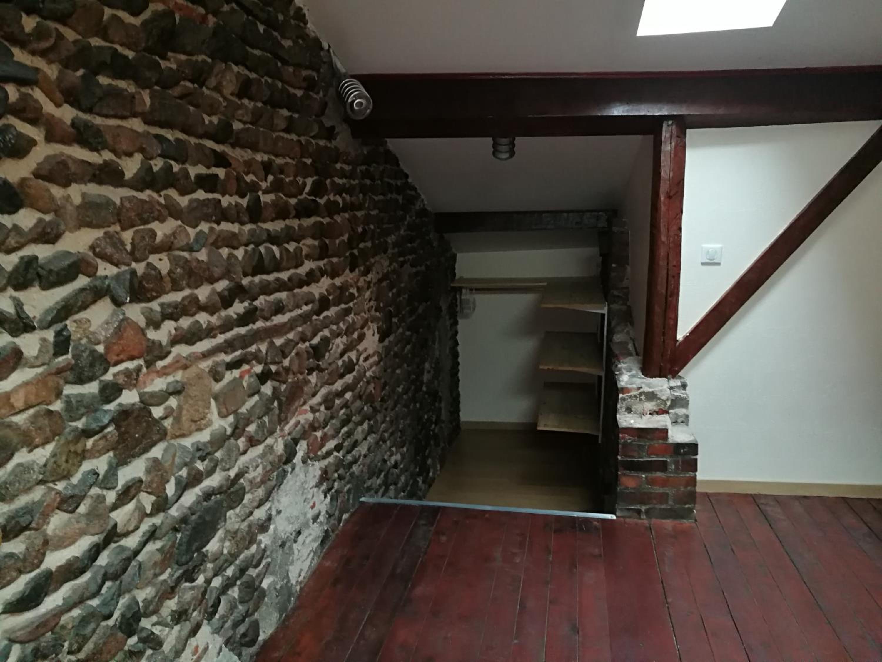 Two-Bedroom Apartment - Photo 2