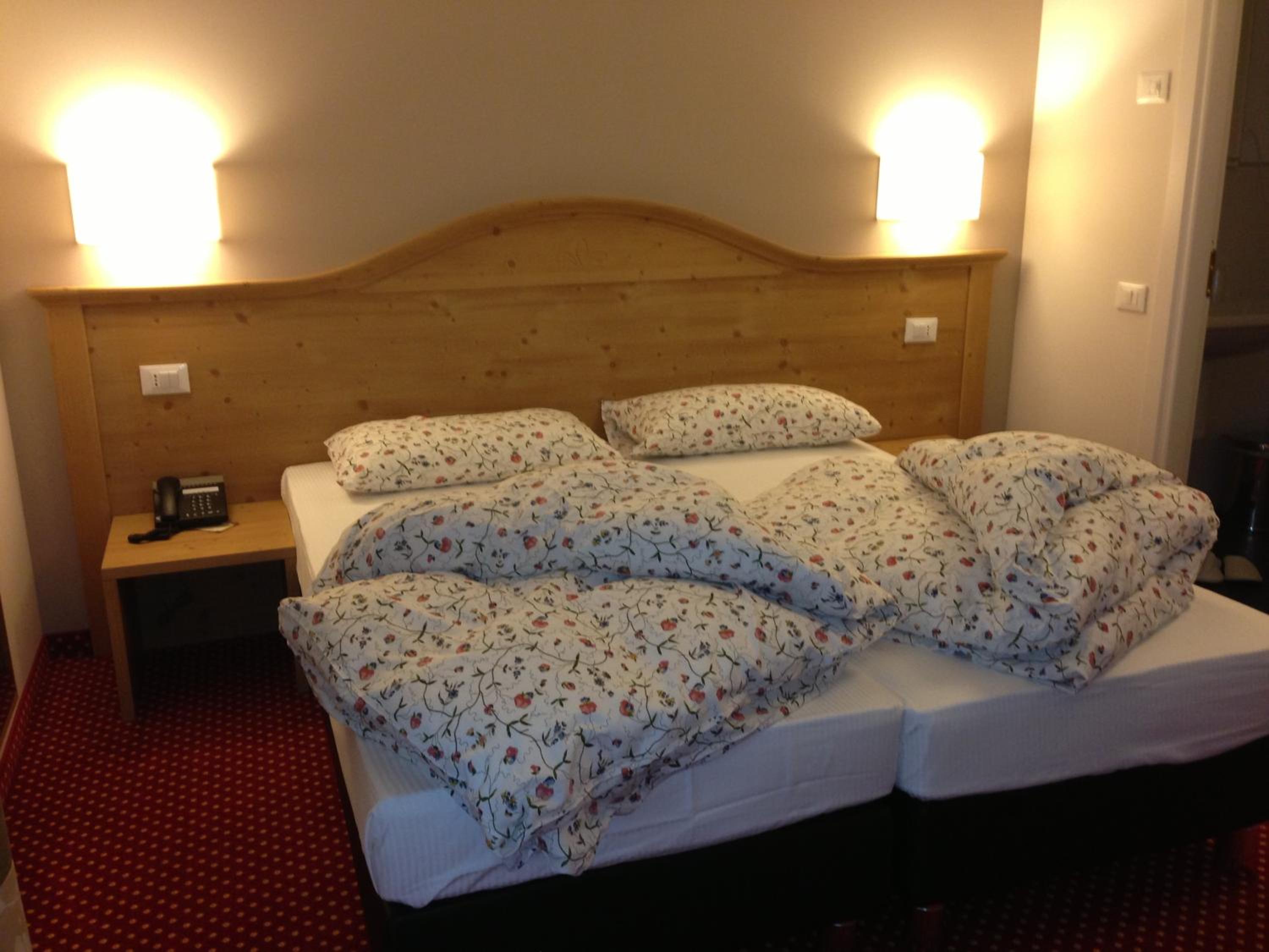 Double or Twin Room photo 1