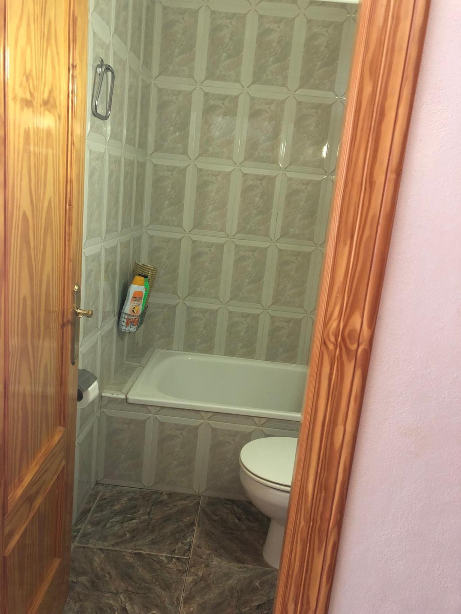 Queen Room - Photo 10