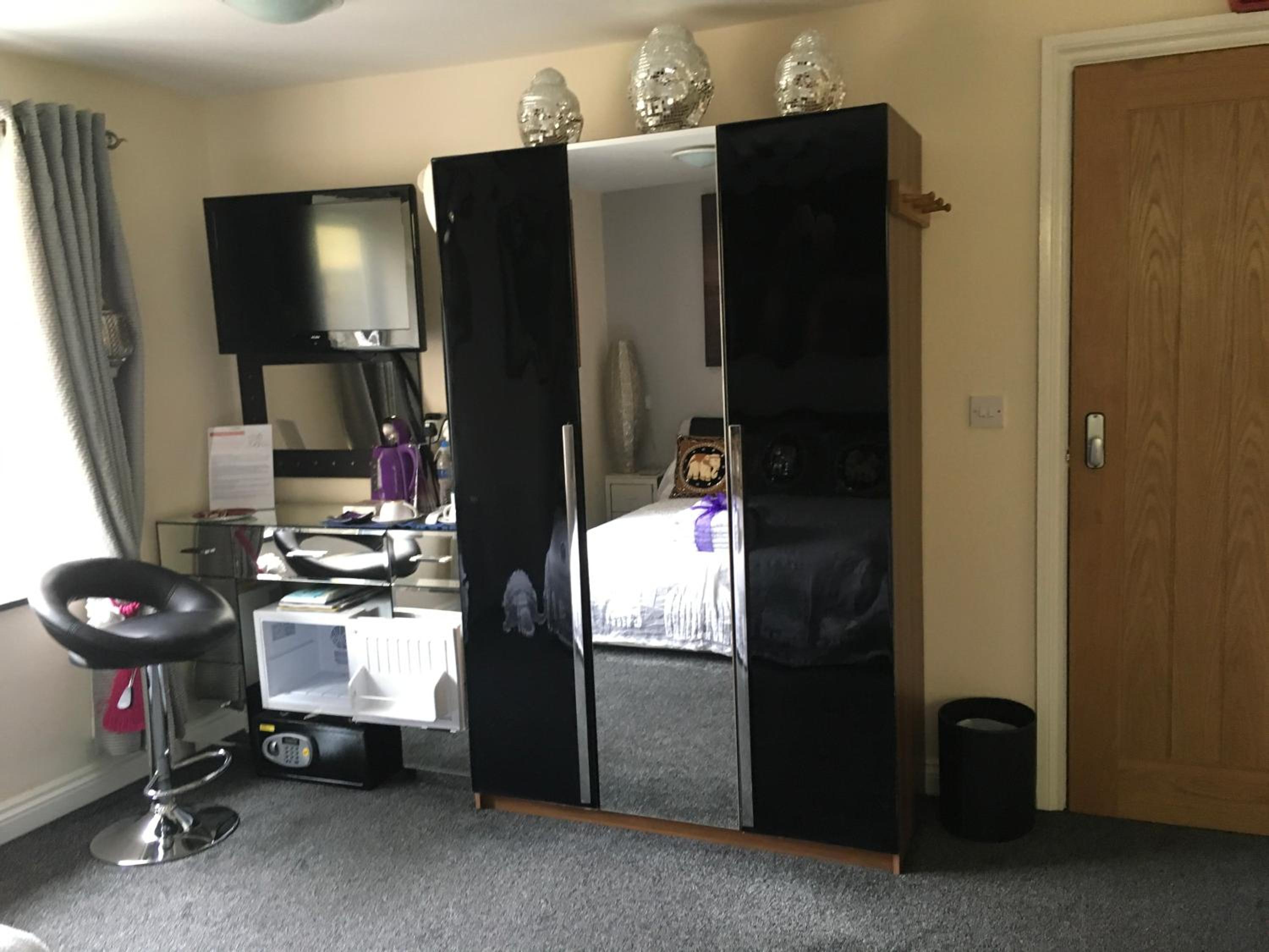 Superior King Room photo 1
