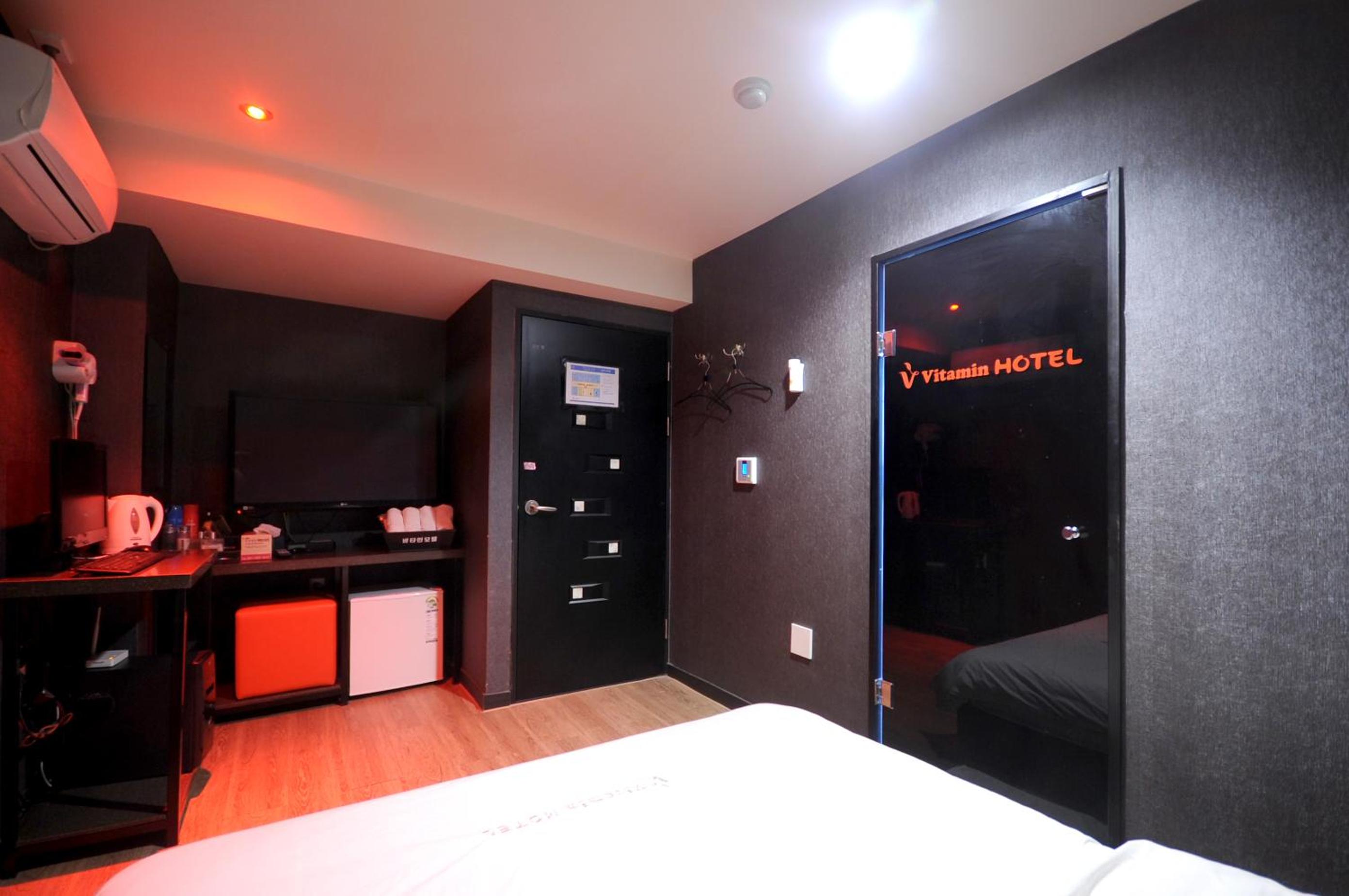 Standard Double Room - Photo 2