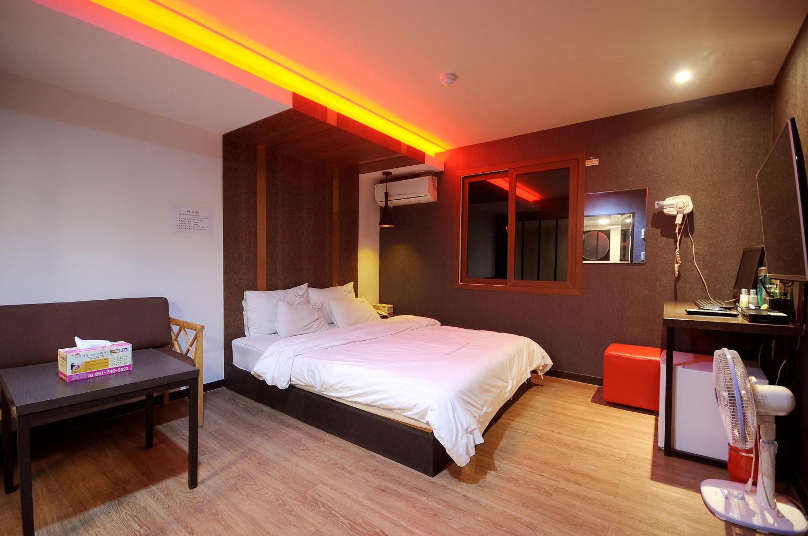Deluxe Double Room - Photo 2