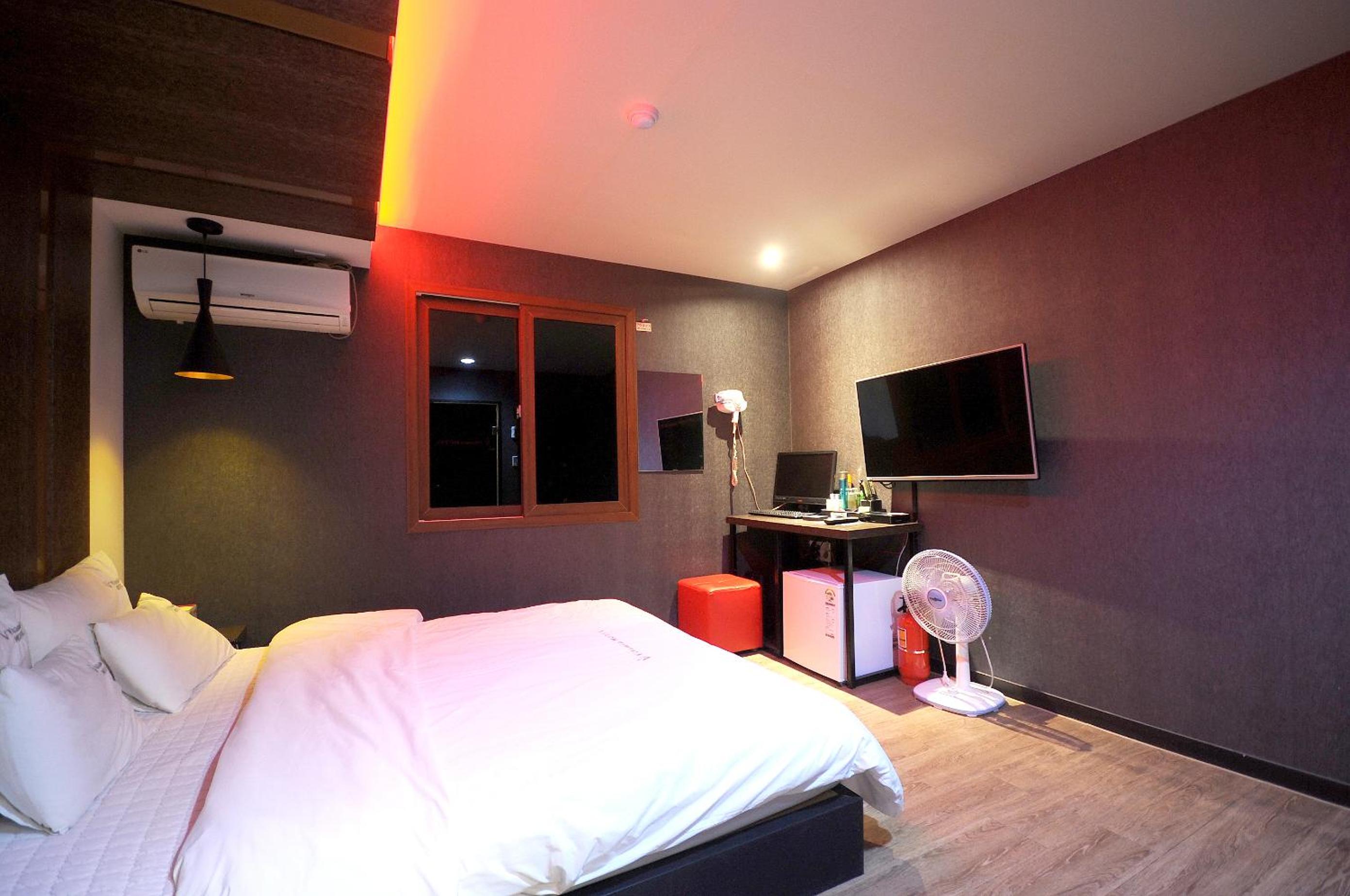 Standard Double Room - Photo 1
