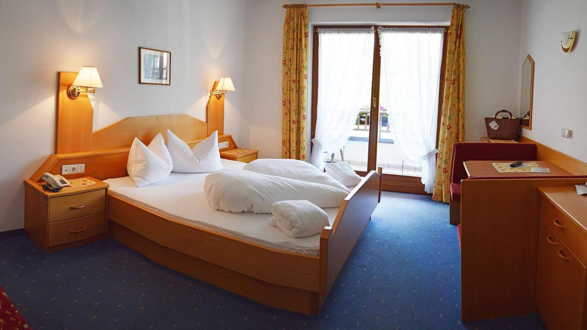 Superior Double Room with Balcony photo 3