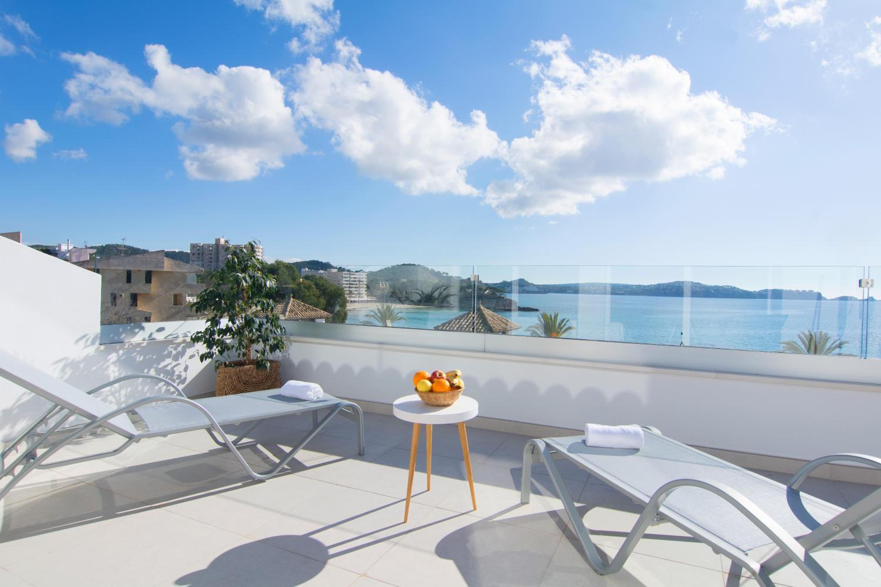 Junior Suite with Sea View photo 3