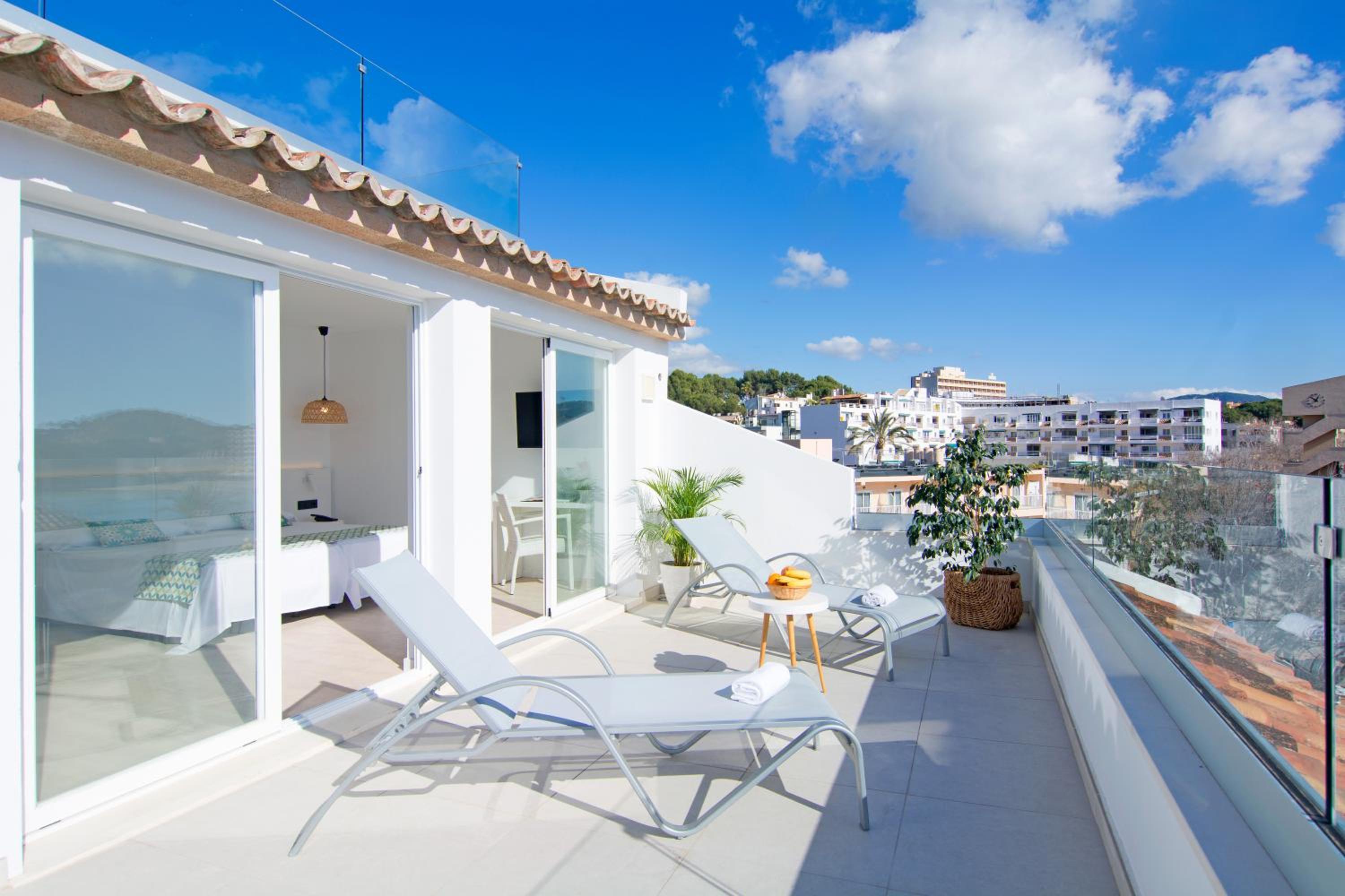 Suite Junior con vista al mar.