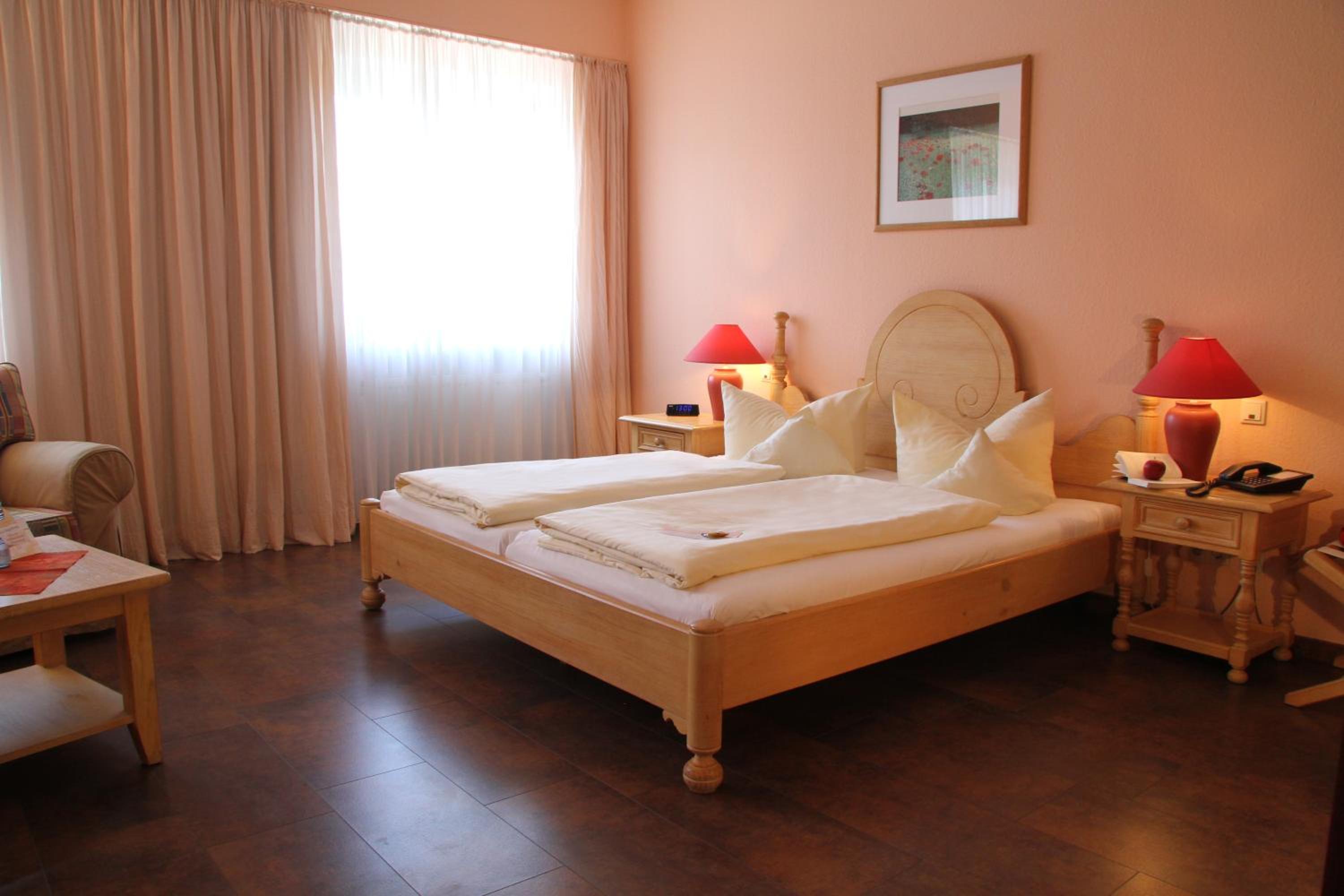 Double Room - Photo 3