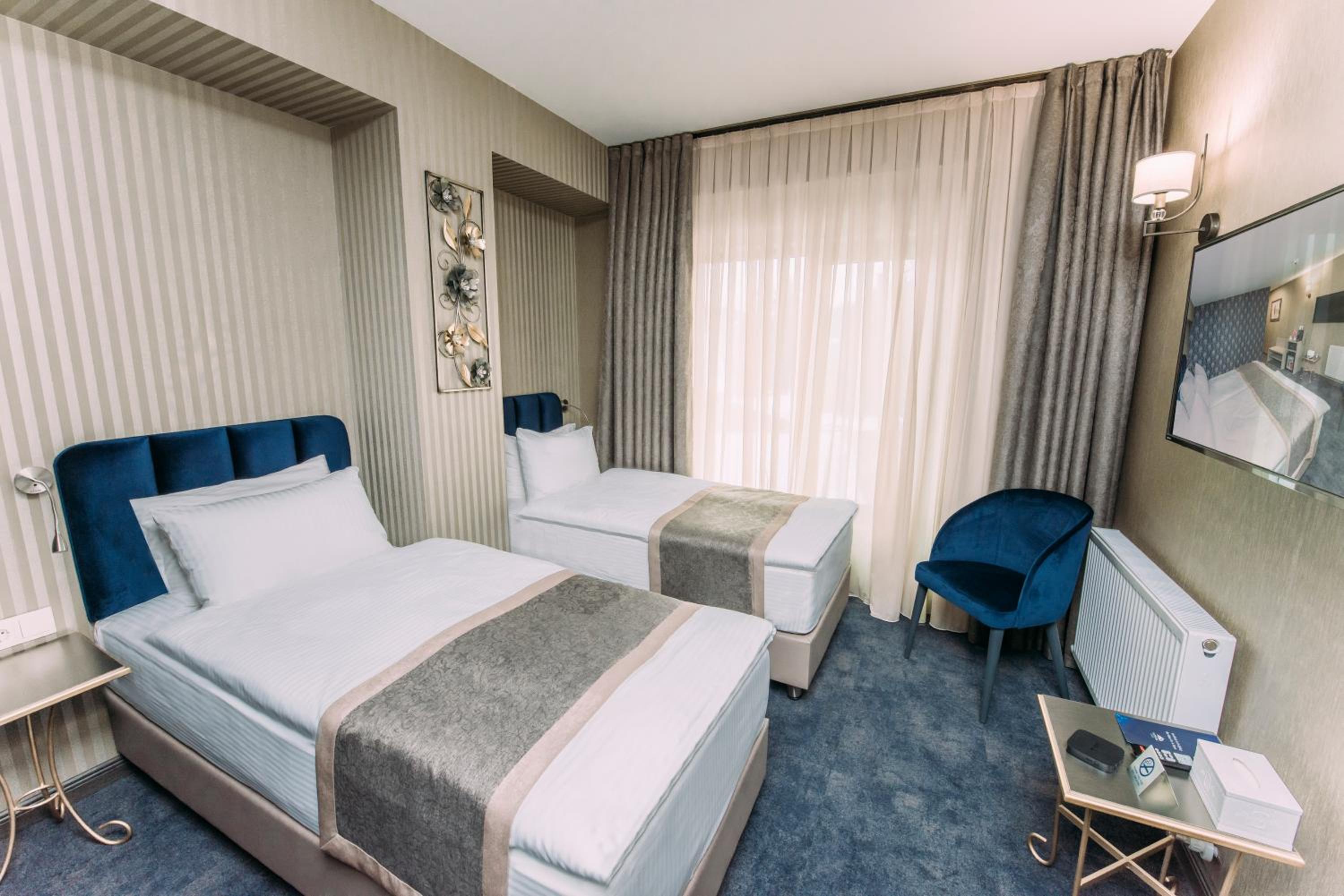 Deluxe Twin Room - Photo 1