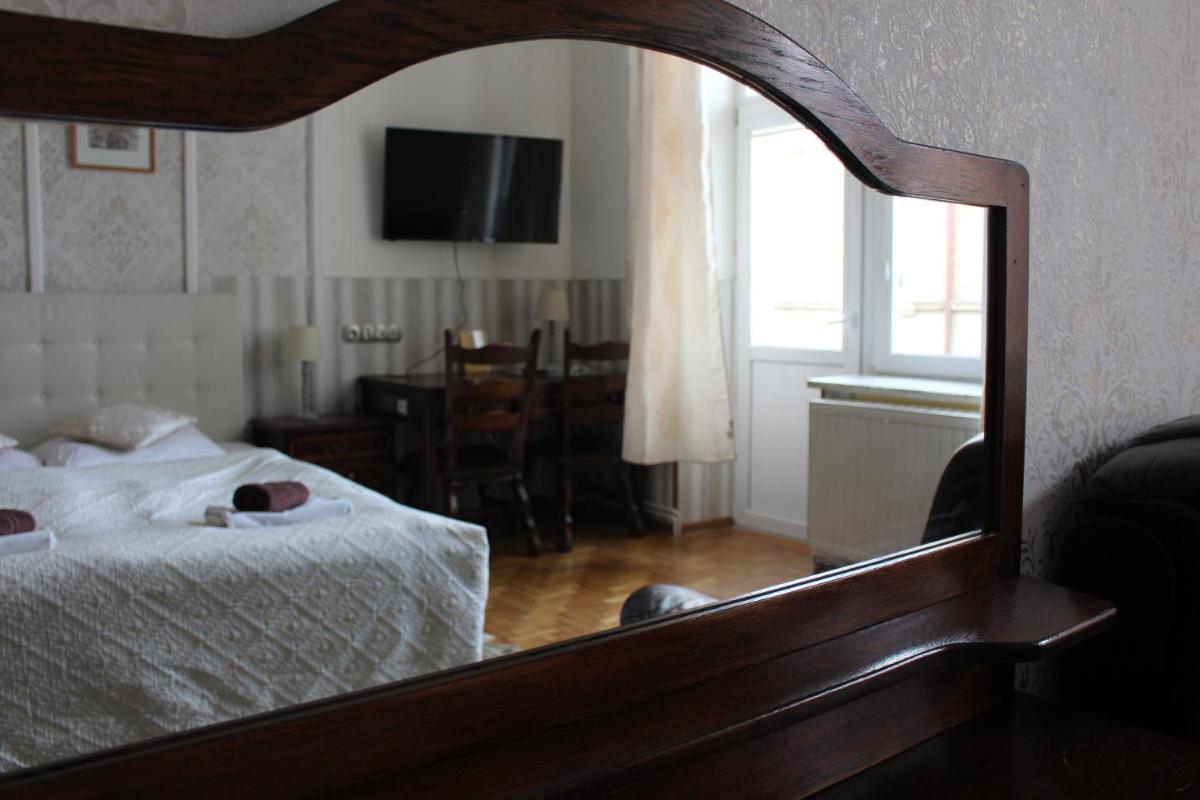 City - Deluxe Double or Twin Room with Balcony photo 3