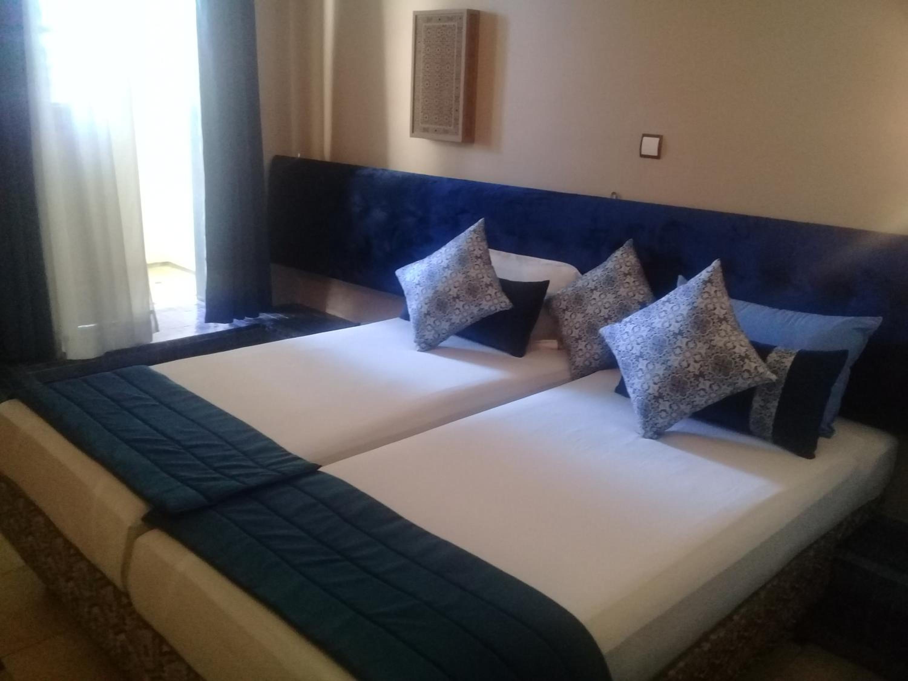 Superior Double or Twin Room - Photo 2