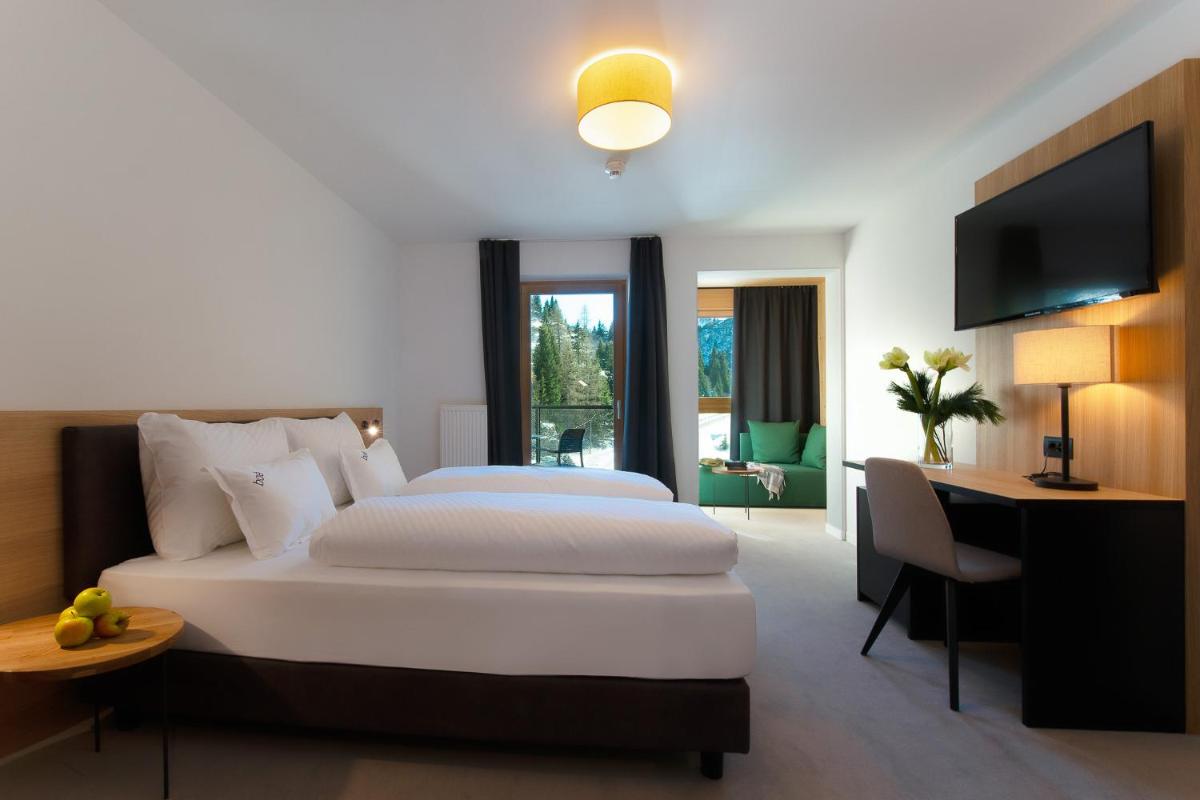 Double or Twin Room with Balcony photo 1
