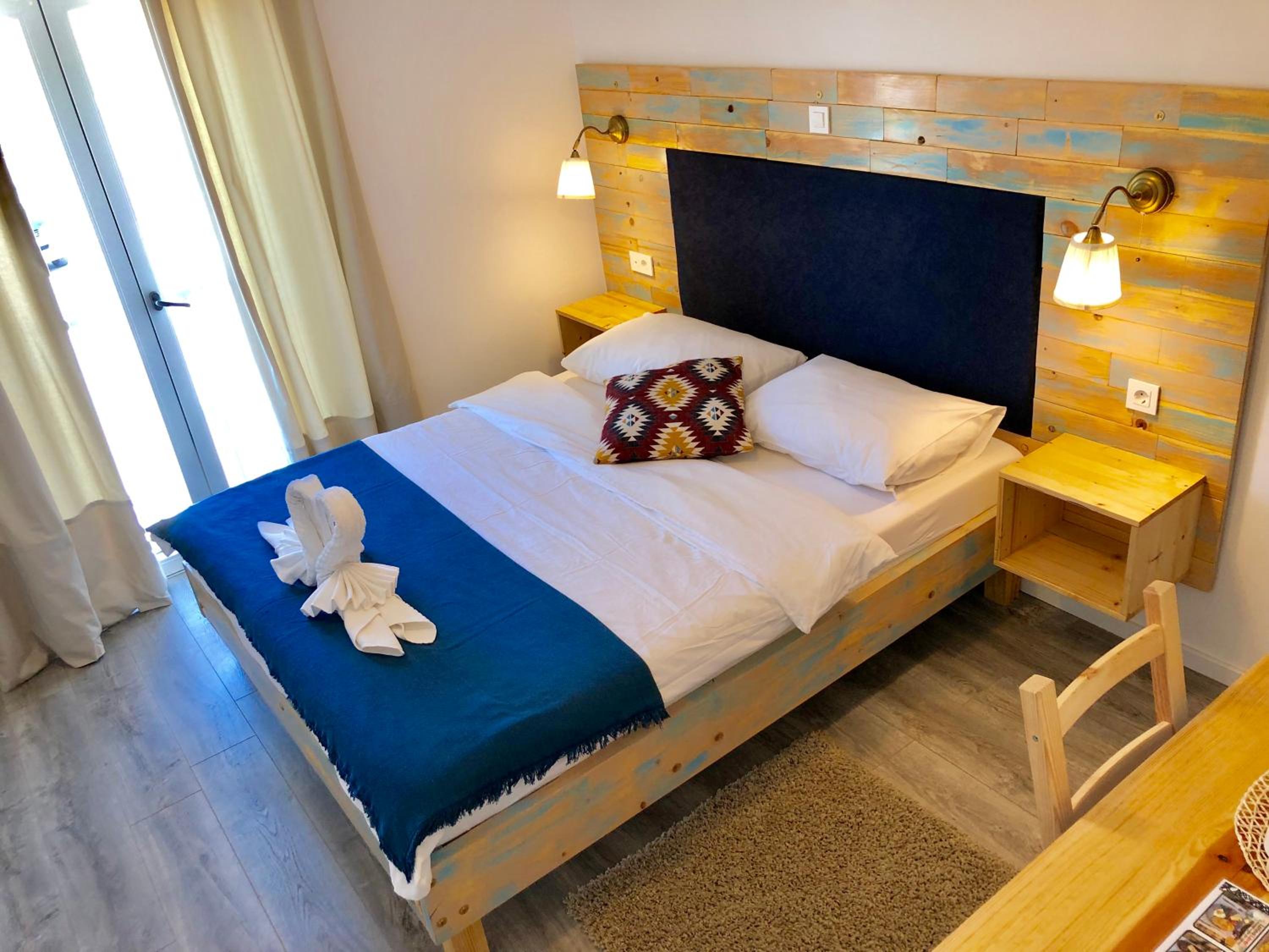 Double Room - Photo 2