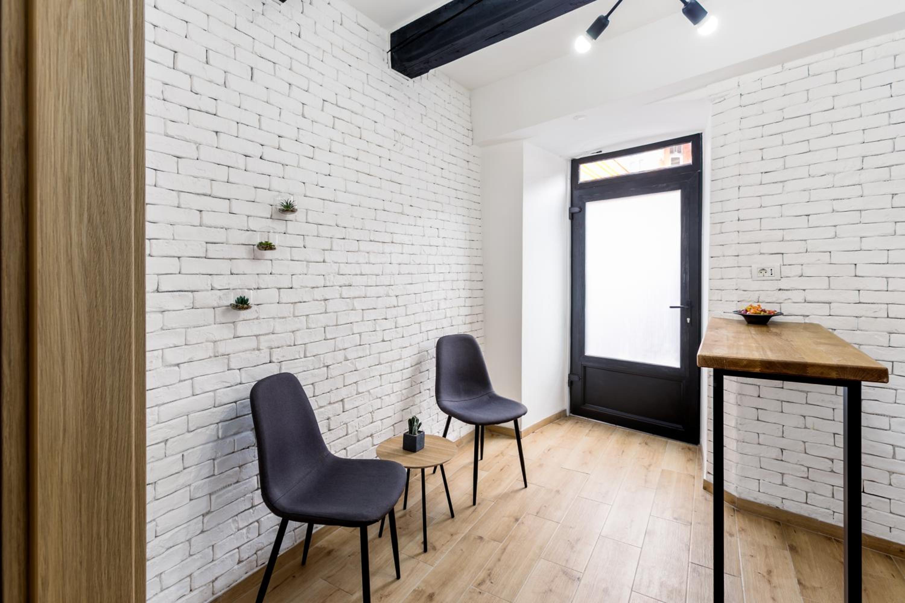 Superior Studio - Photo 9