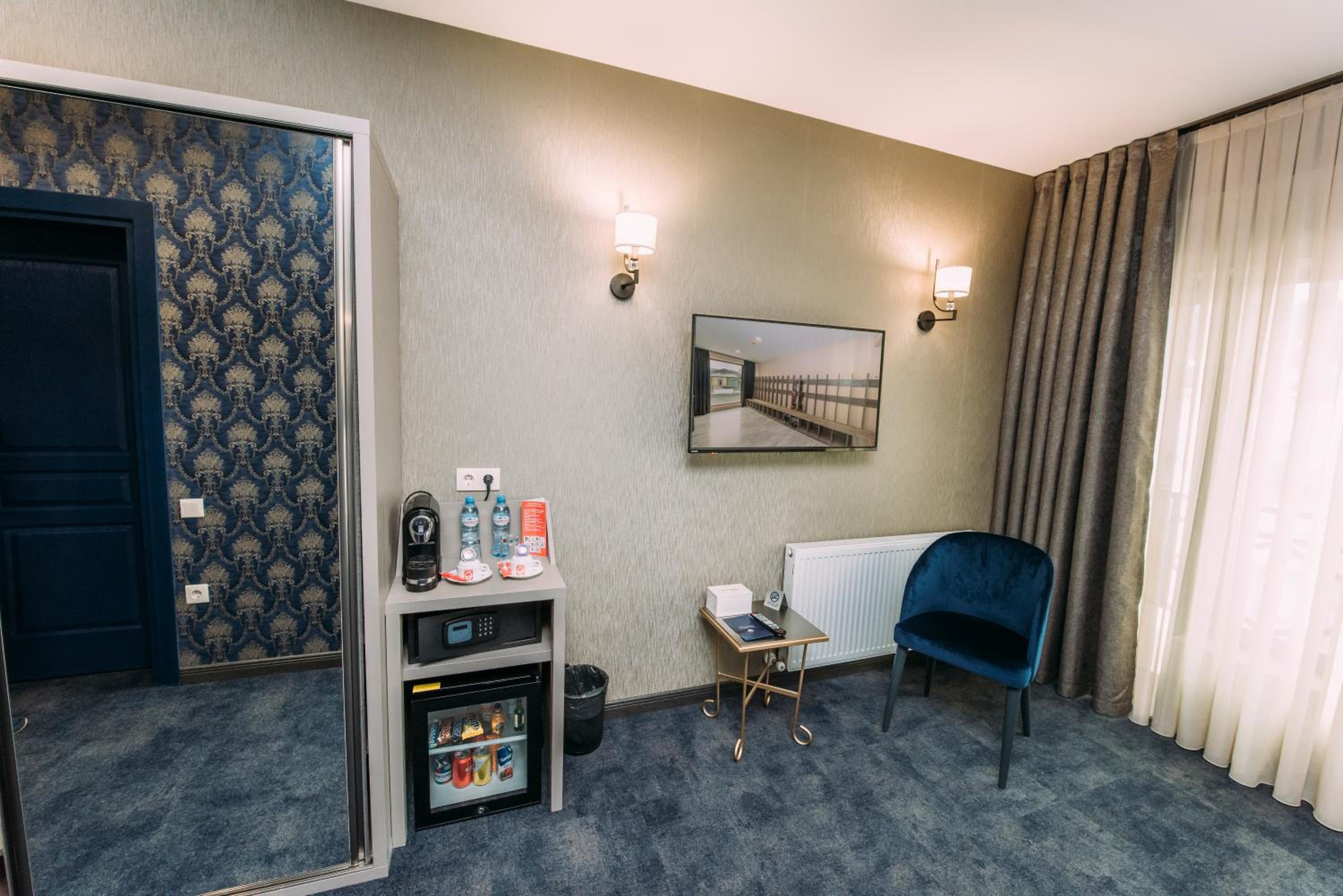 Family Suite - Photo 6
