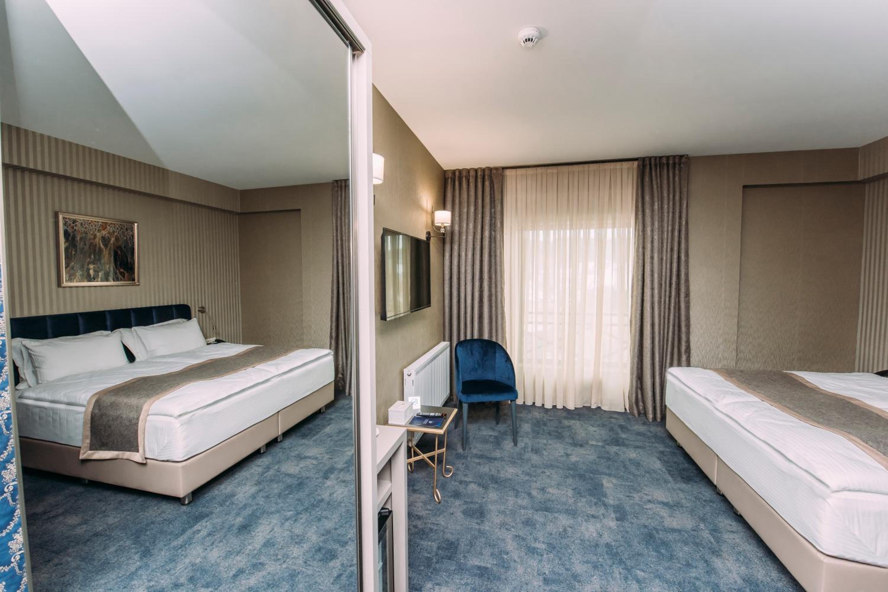 Family Suite - Photo 2