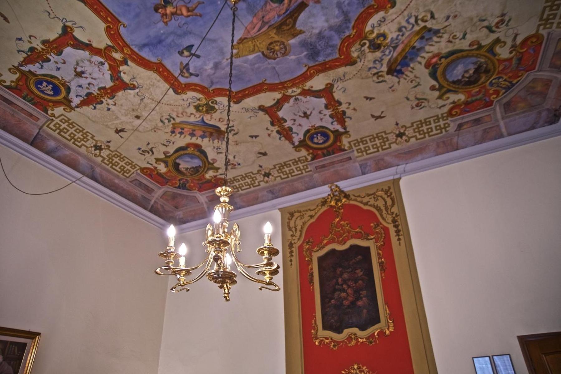Deluxe Suite - Photo 8