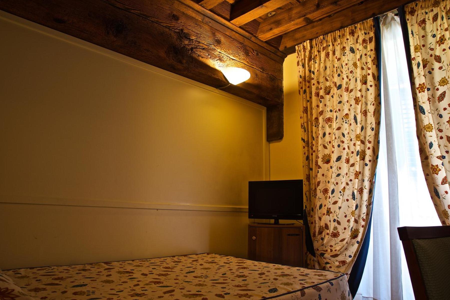 Comfort Single Room - Photo 17