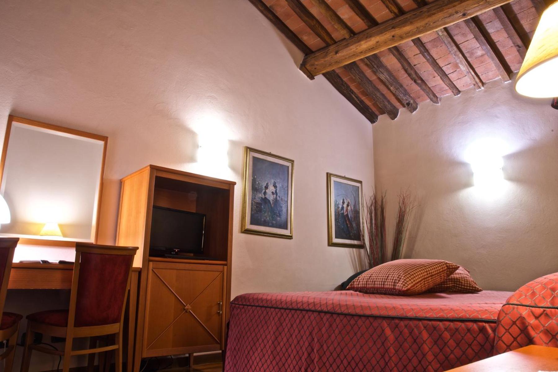 Junior Suite - Photo 14
