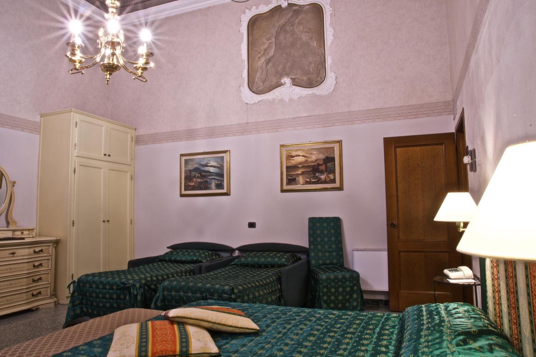 Quadruple Room - Photo 8