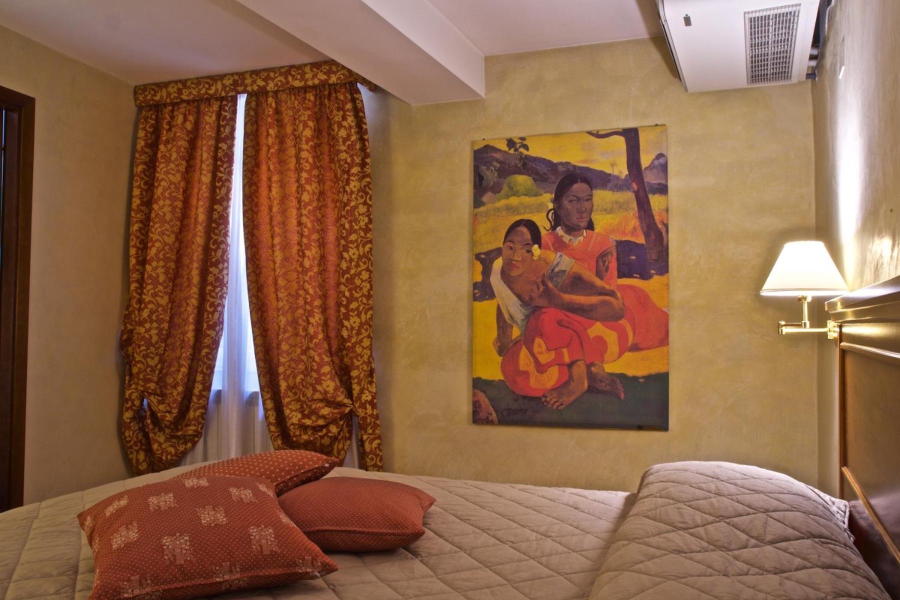 Superior Double or Twin Room - Photo 18