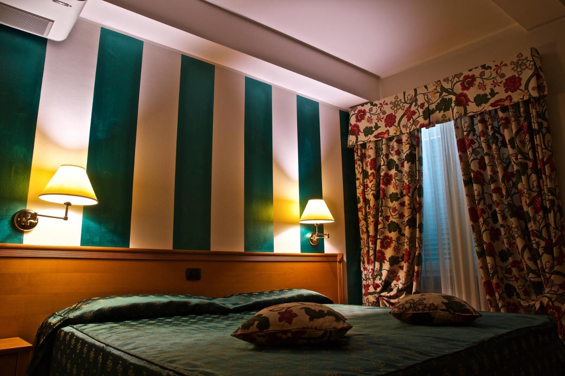 Superior Double or Twin Room - Photo 39