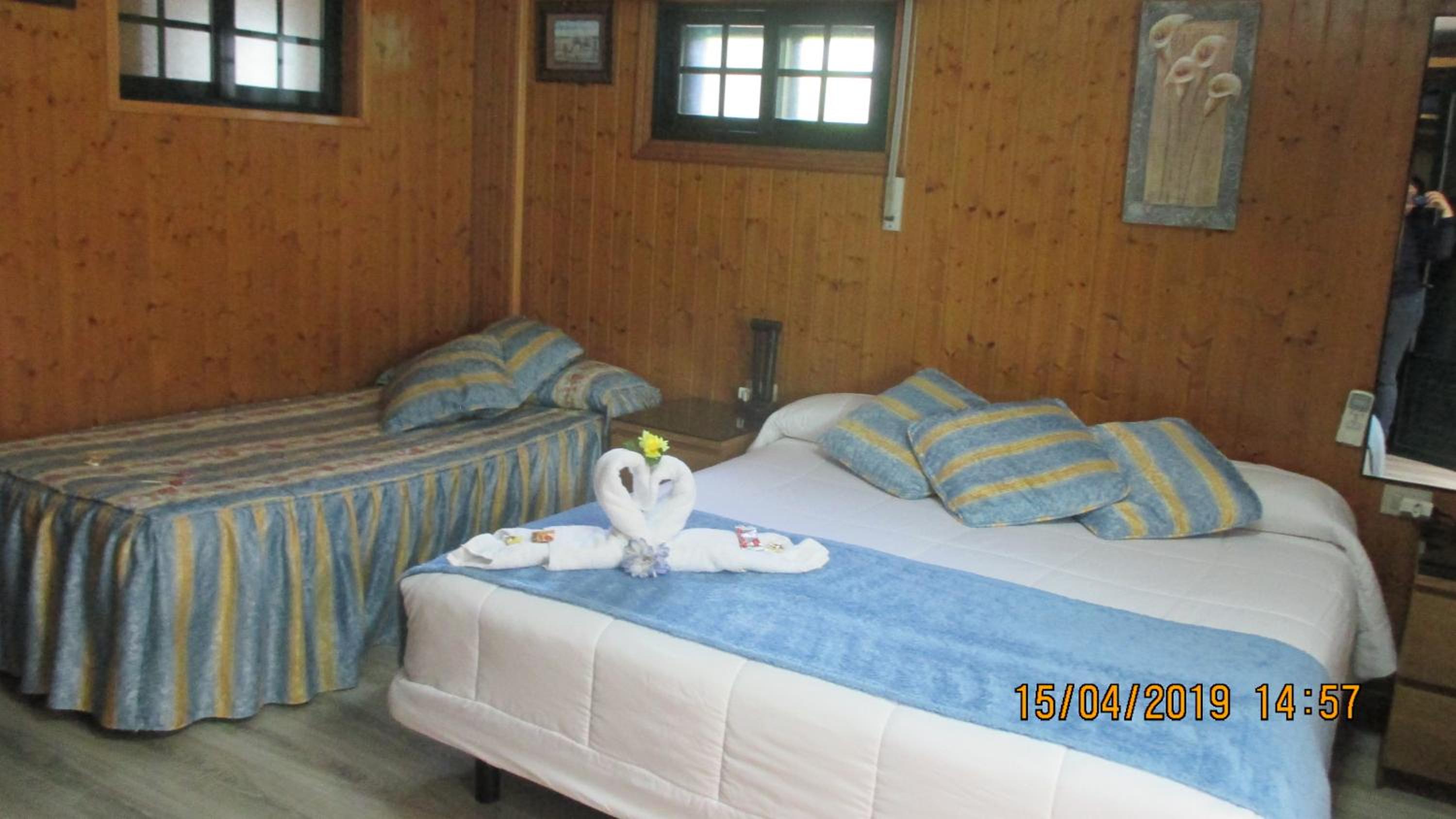 Habitación Familiar Grande con Estacionamiento Incluido