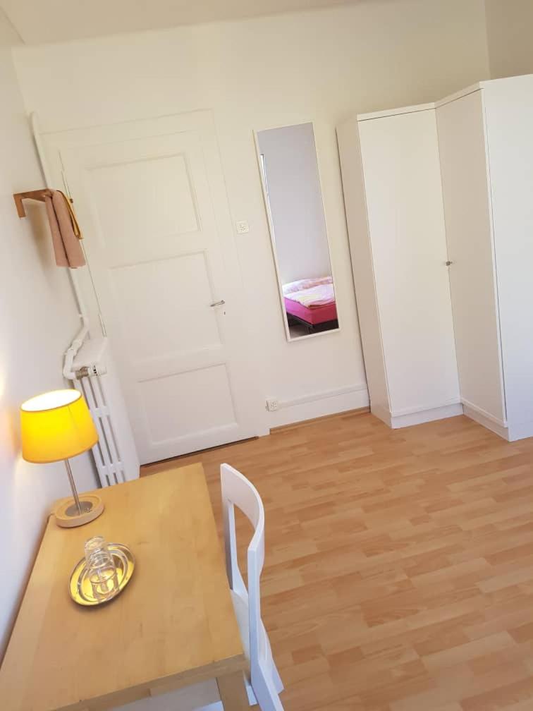 Single Room photo 3