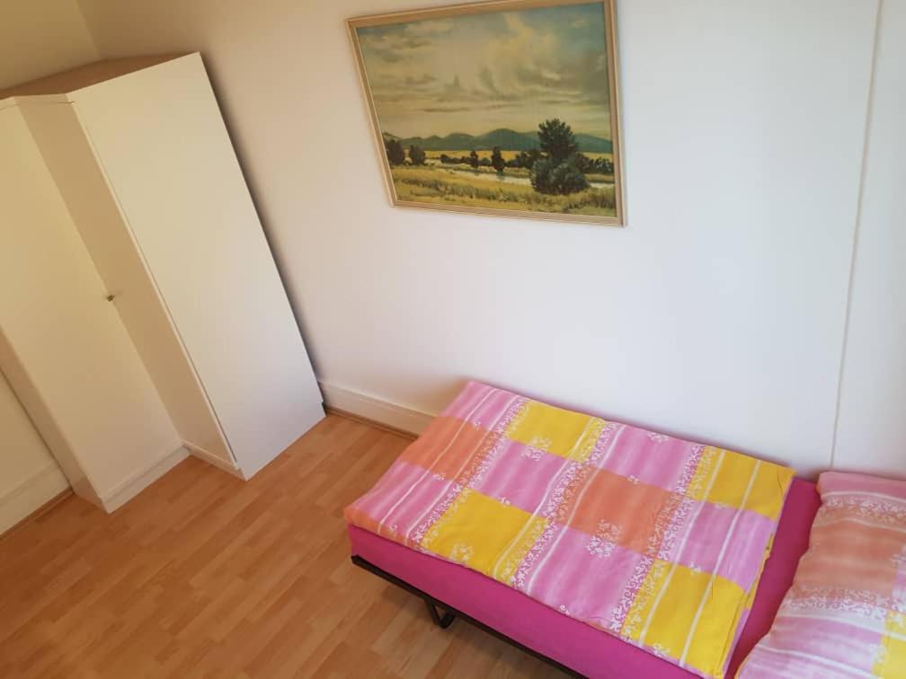 Single Room photo 2
