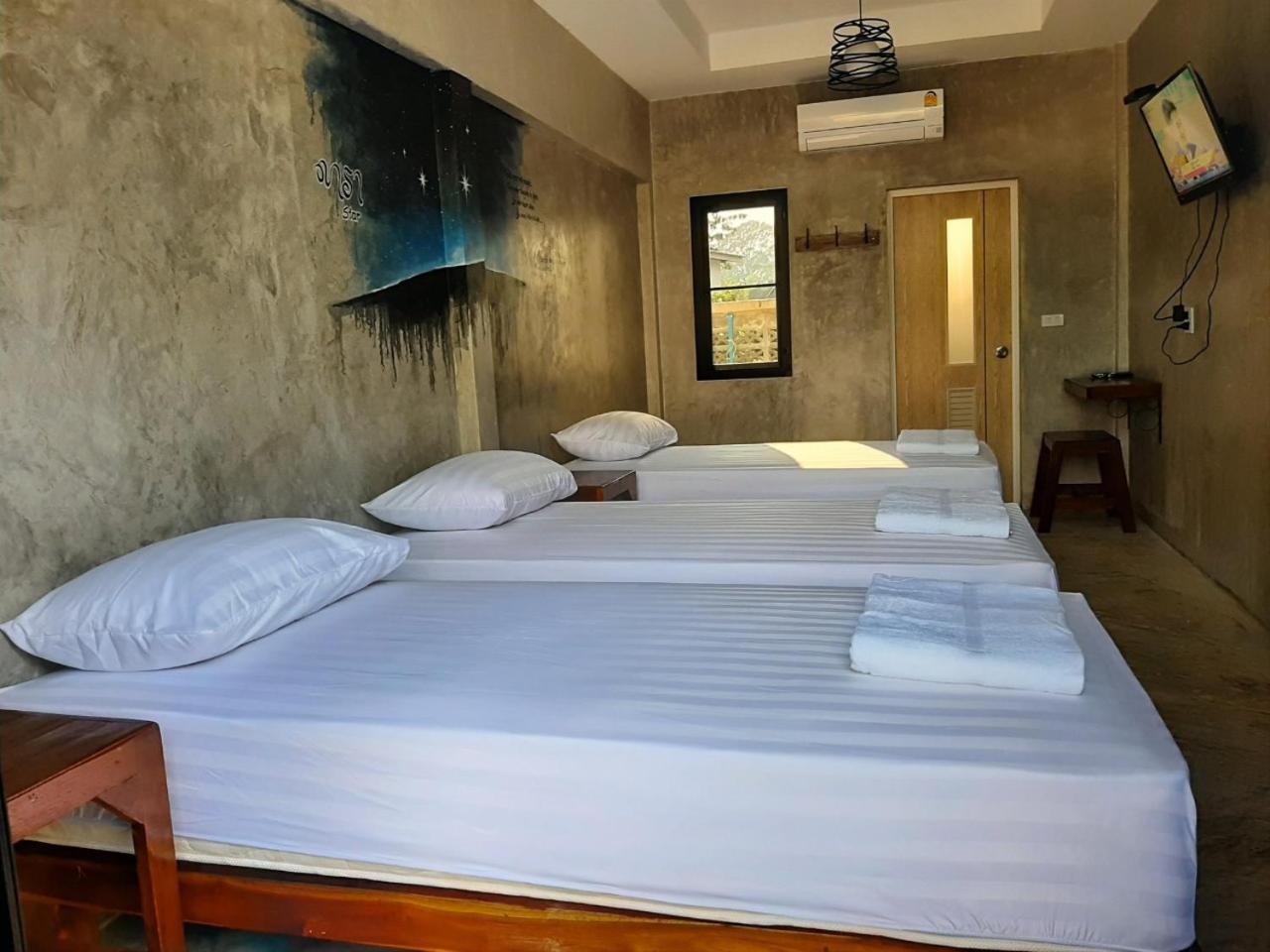 Standard Triple Room - Photo 6