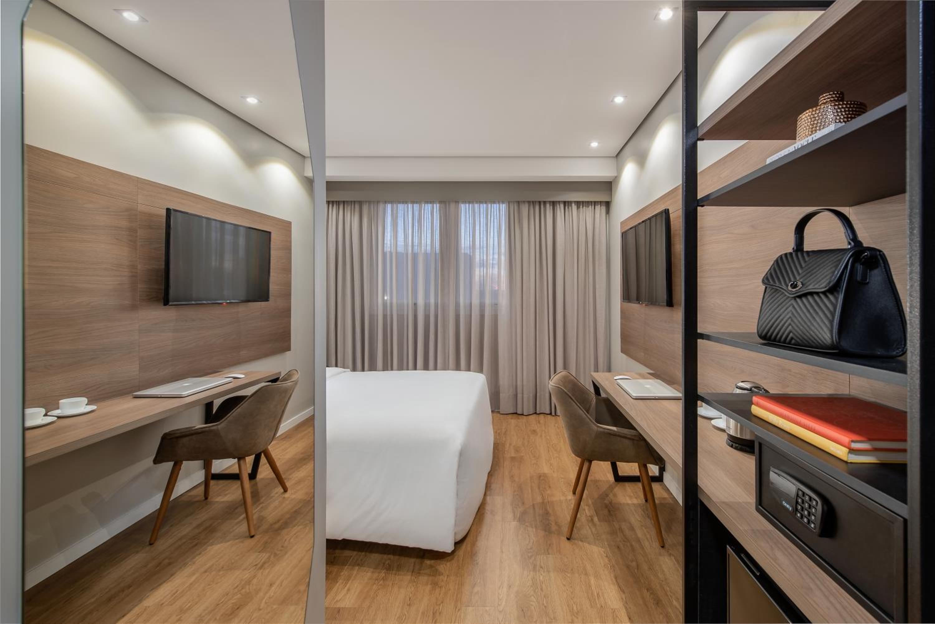 Luxo Casal - 1 Cama Queen photo 3