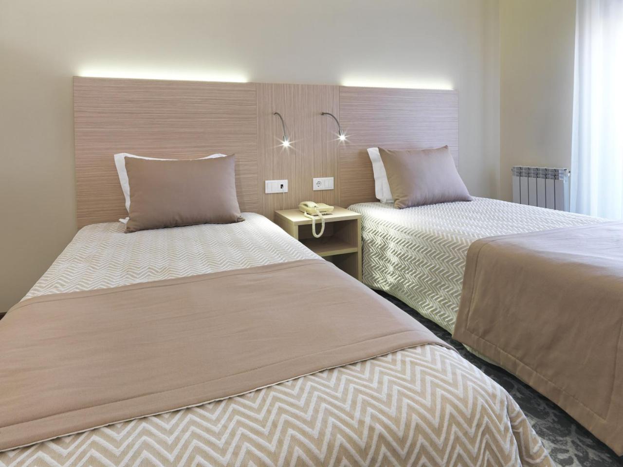 Twin Room photo 2