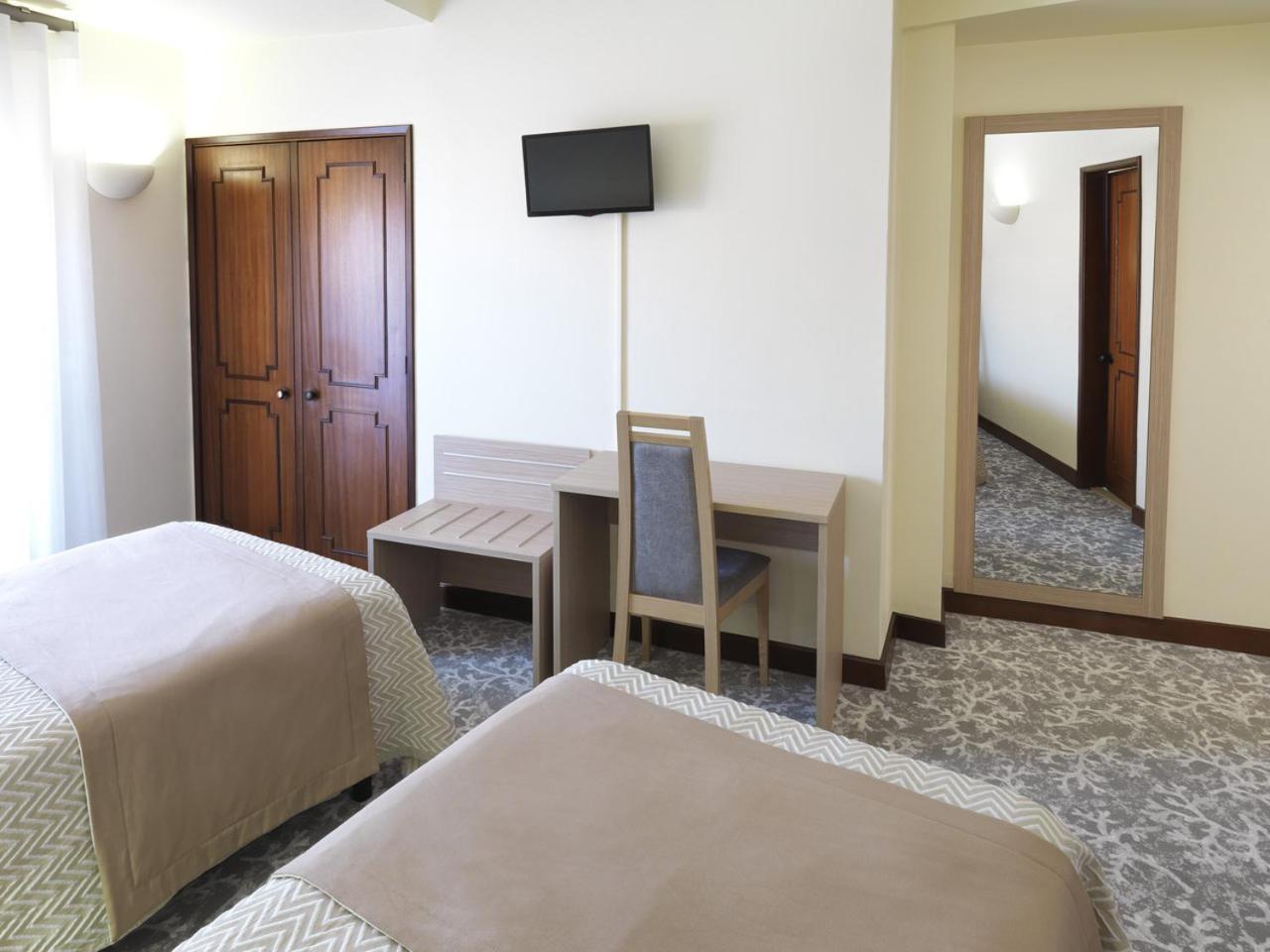 Twin Room (1 Adult) photo 3