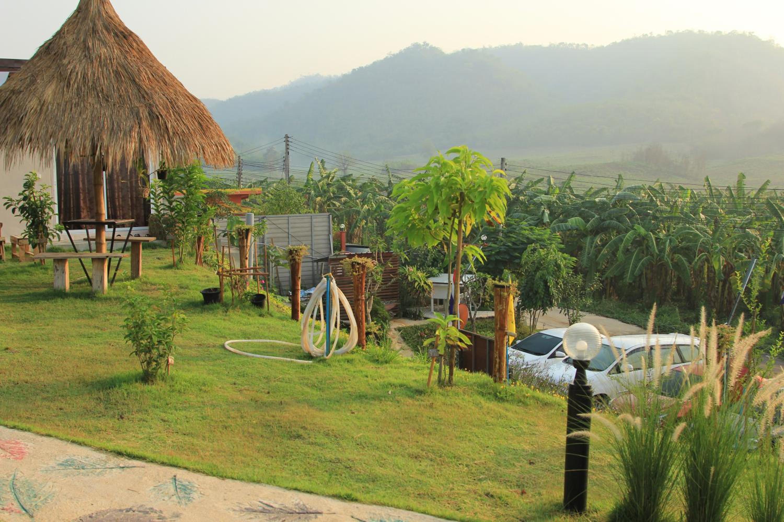 Double Room with View - Photo 26