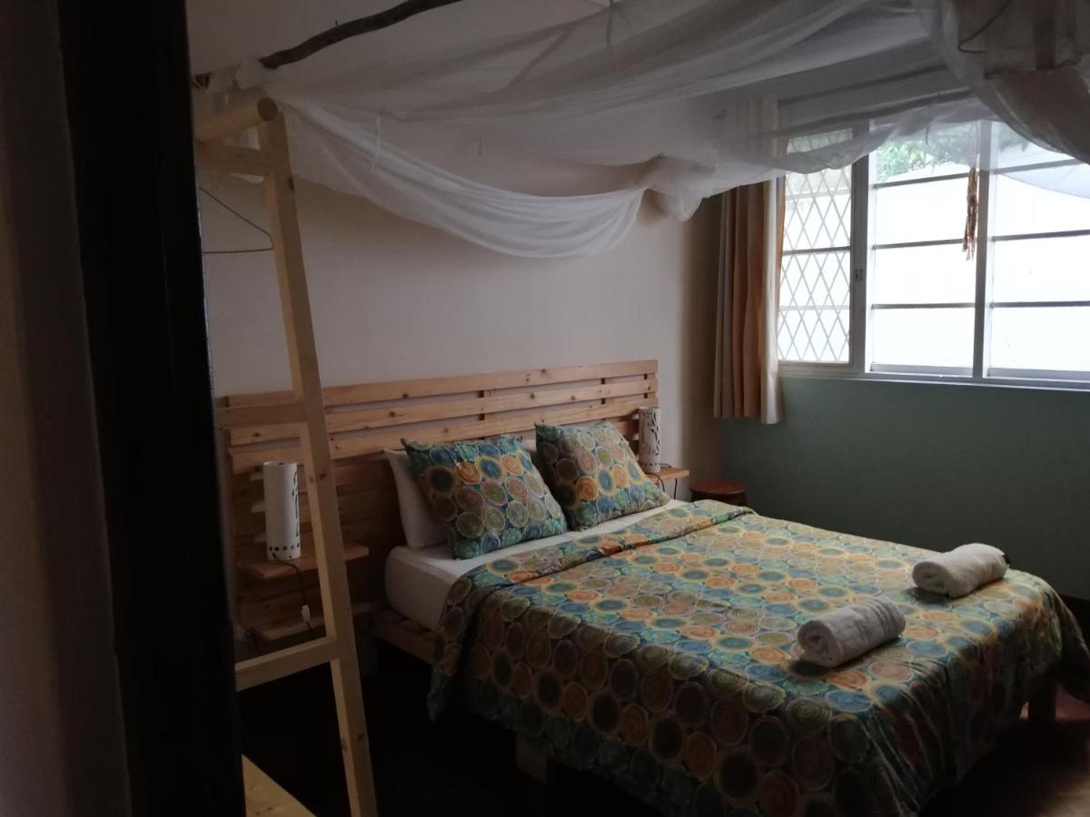 Budget Double Room photo 3