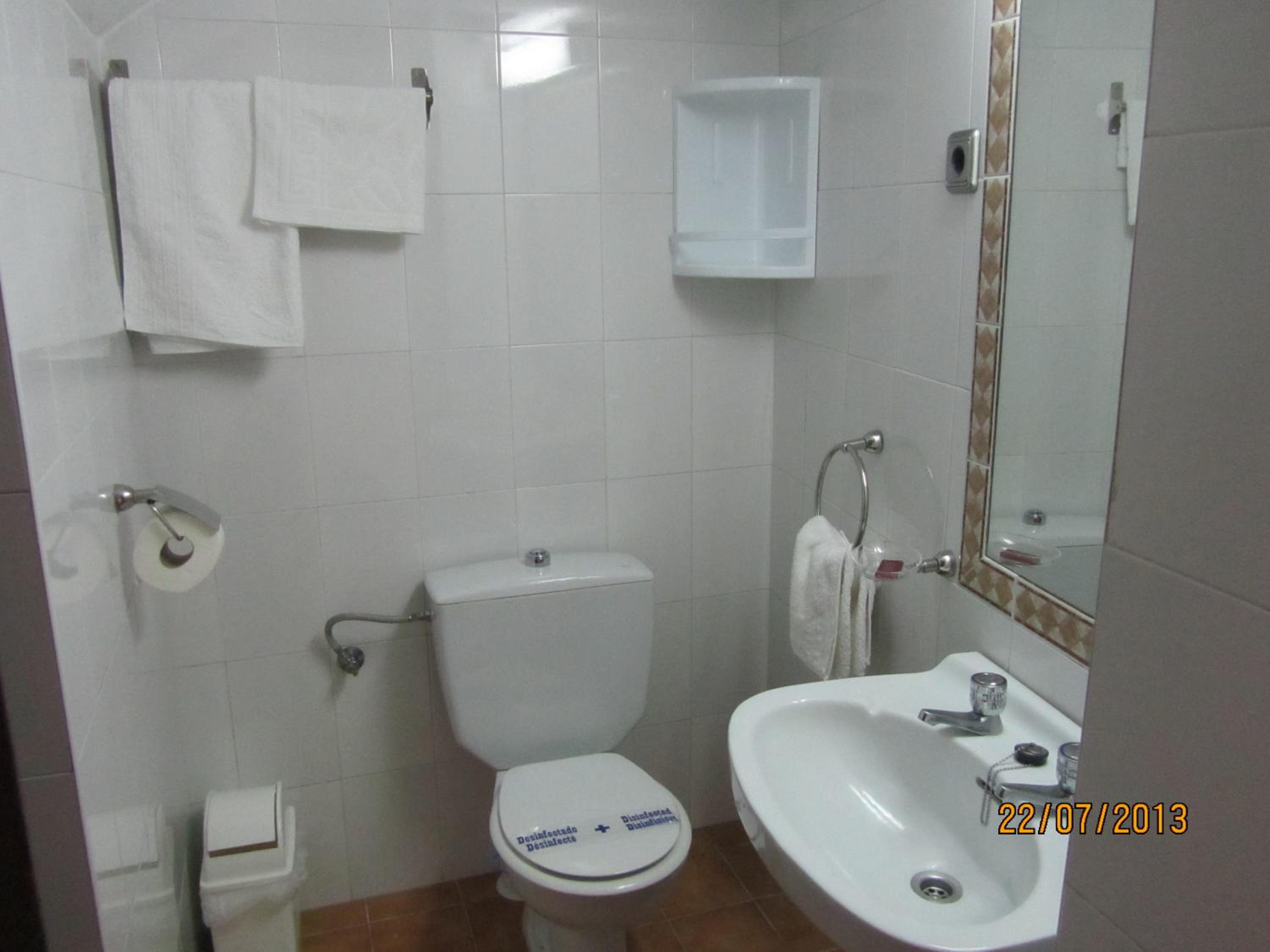 Single Room with Private External Bathroom photo 2
