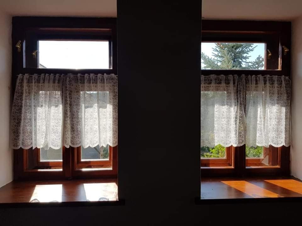 One-Bedroom House - Photo 3