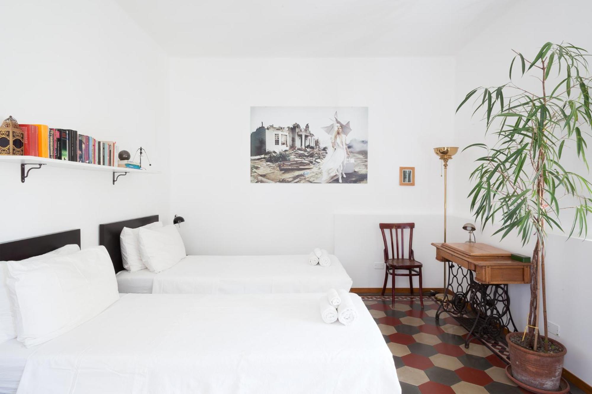 Double or Twin Room with Private Bathroom photo 1