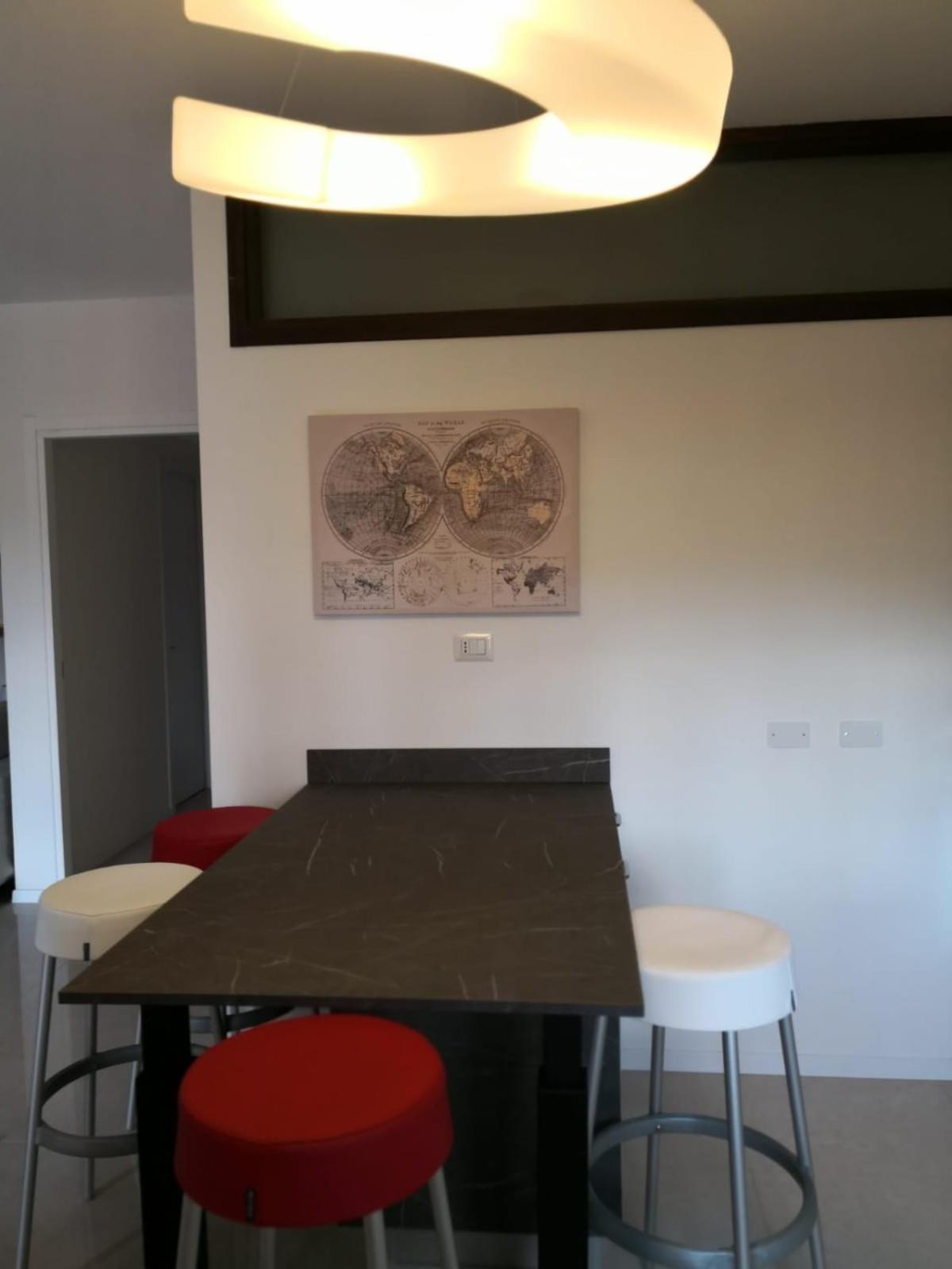 Two-Bedroom Apartment - Photo 5