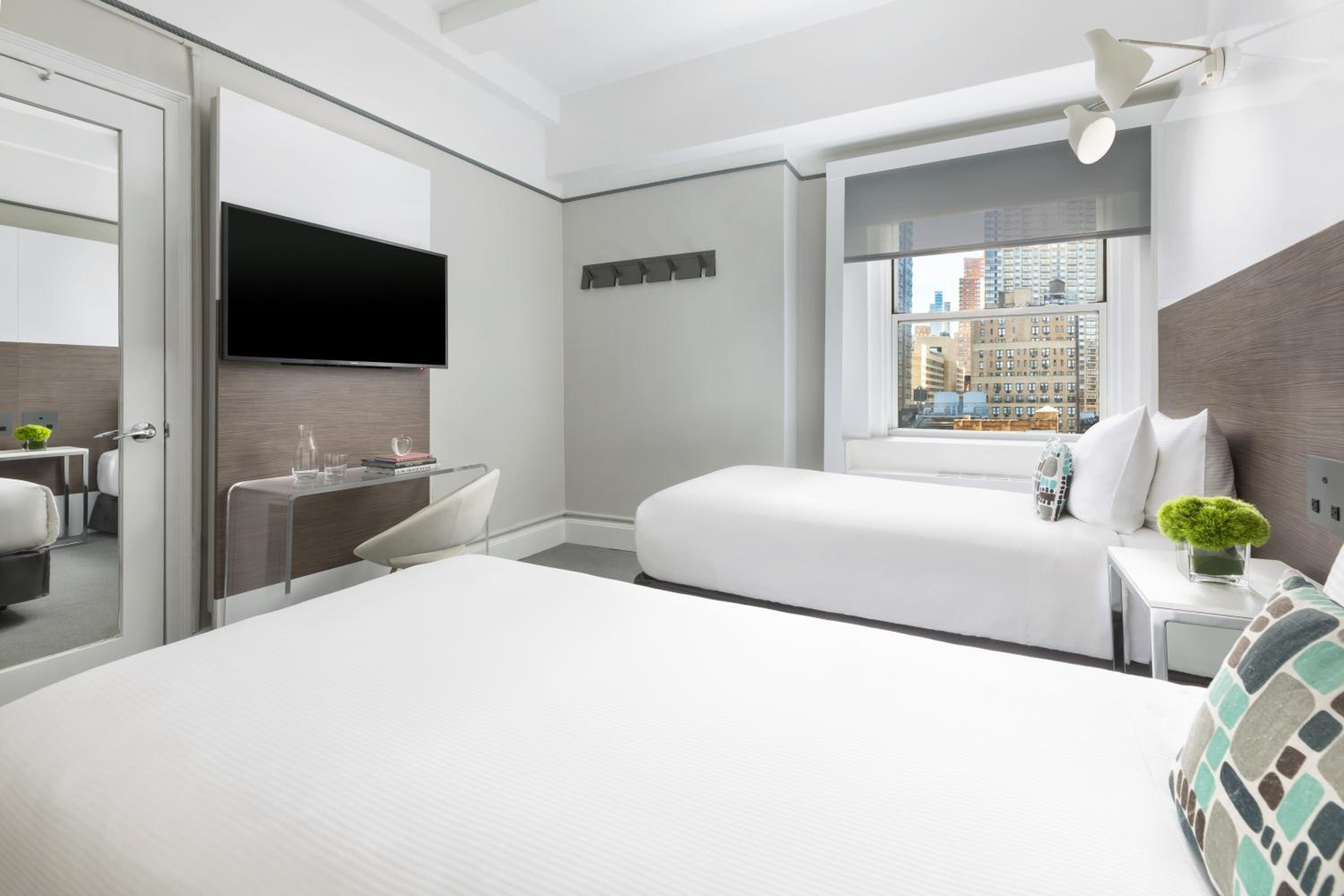 Superior Room with 2 Twin Beds