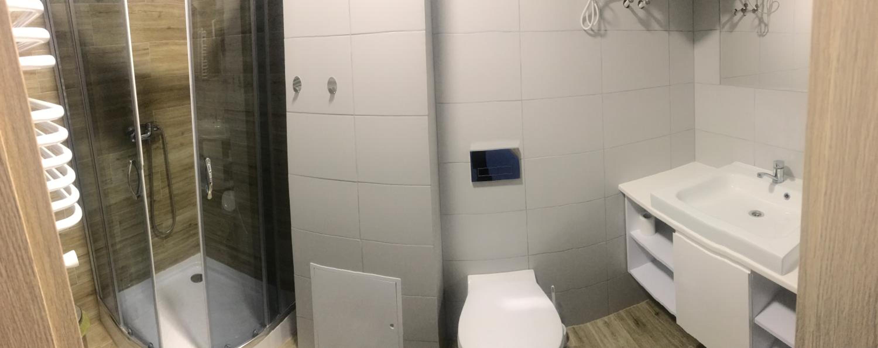 Double Room with Private Bathroom - Photo 4